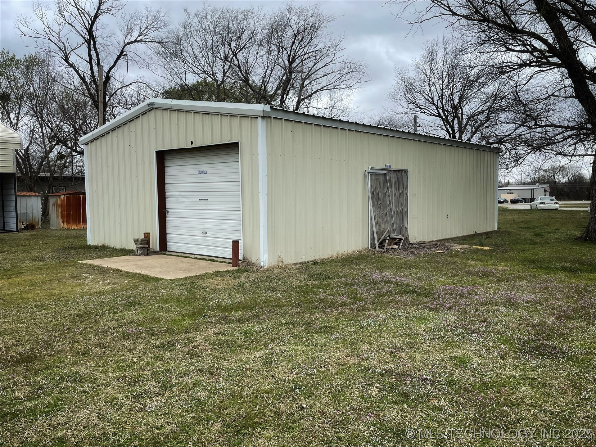 454 W Lakeview Avenue Property Photo 5