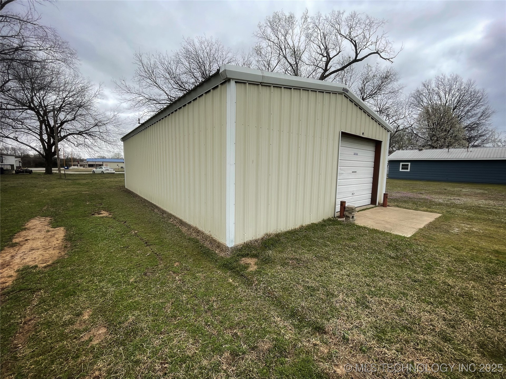 454 W Lakeview Avenue Property Photo 10