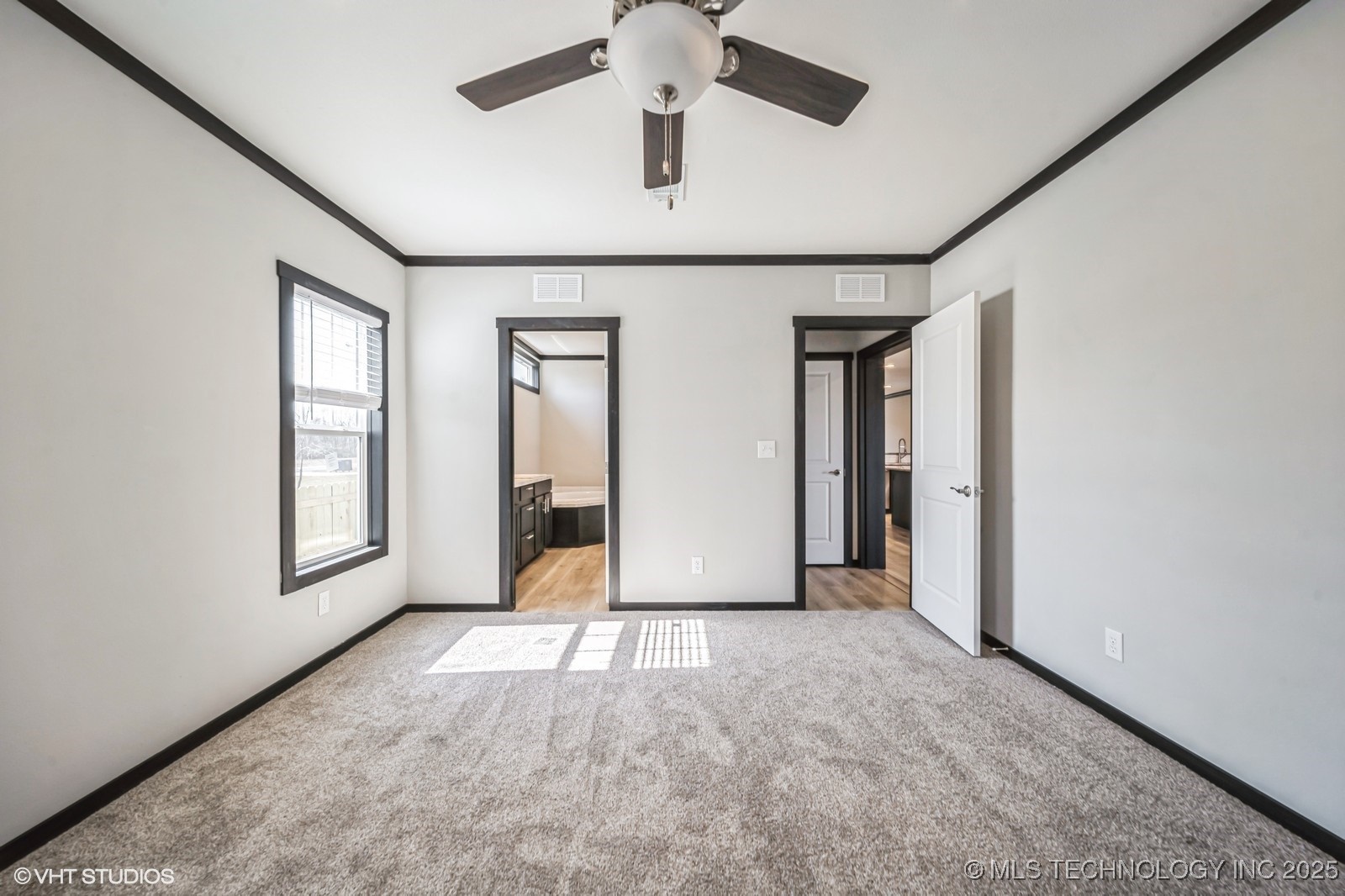 1103 Kyle Avenue Property Photo 9