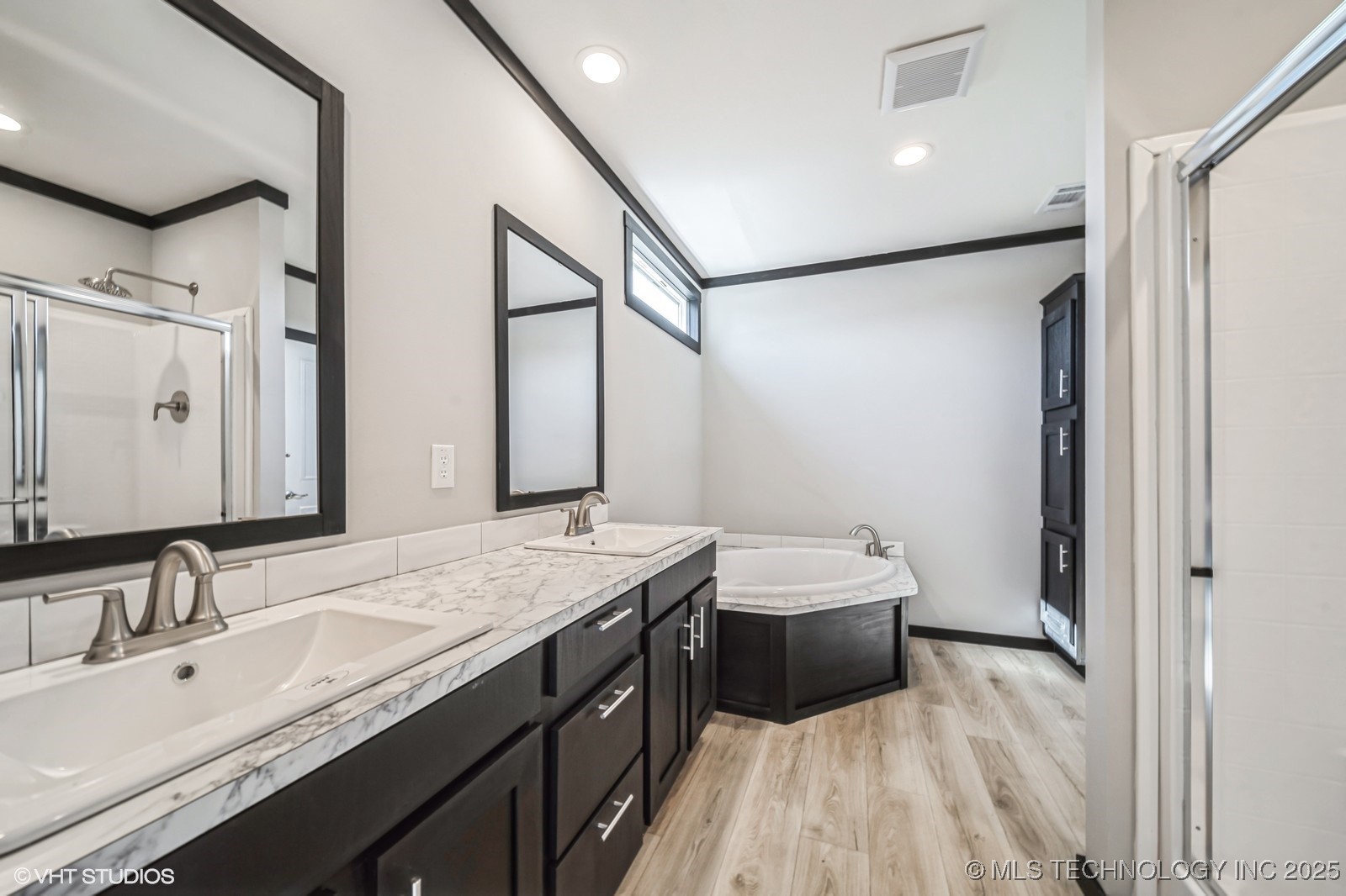 1103 Kyle Avenue Property Photo 10