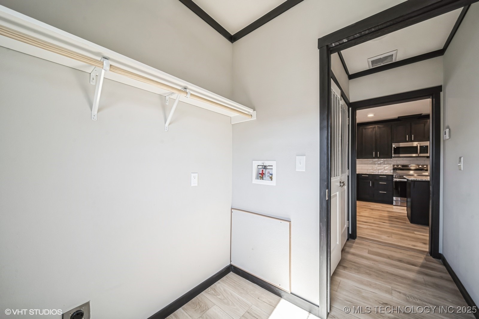 1103 Kyle Avenue Property Photo 15