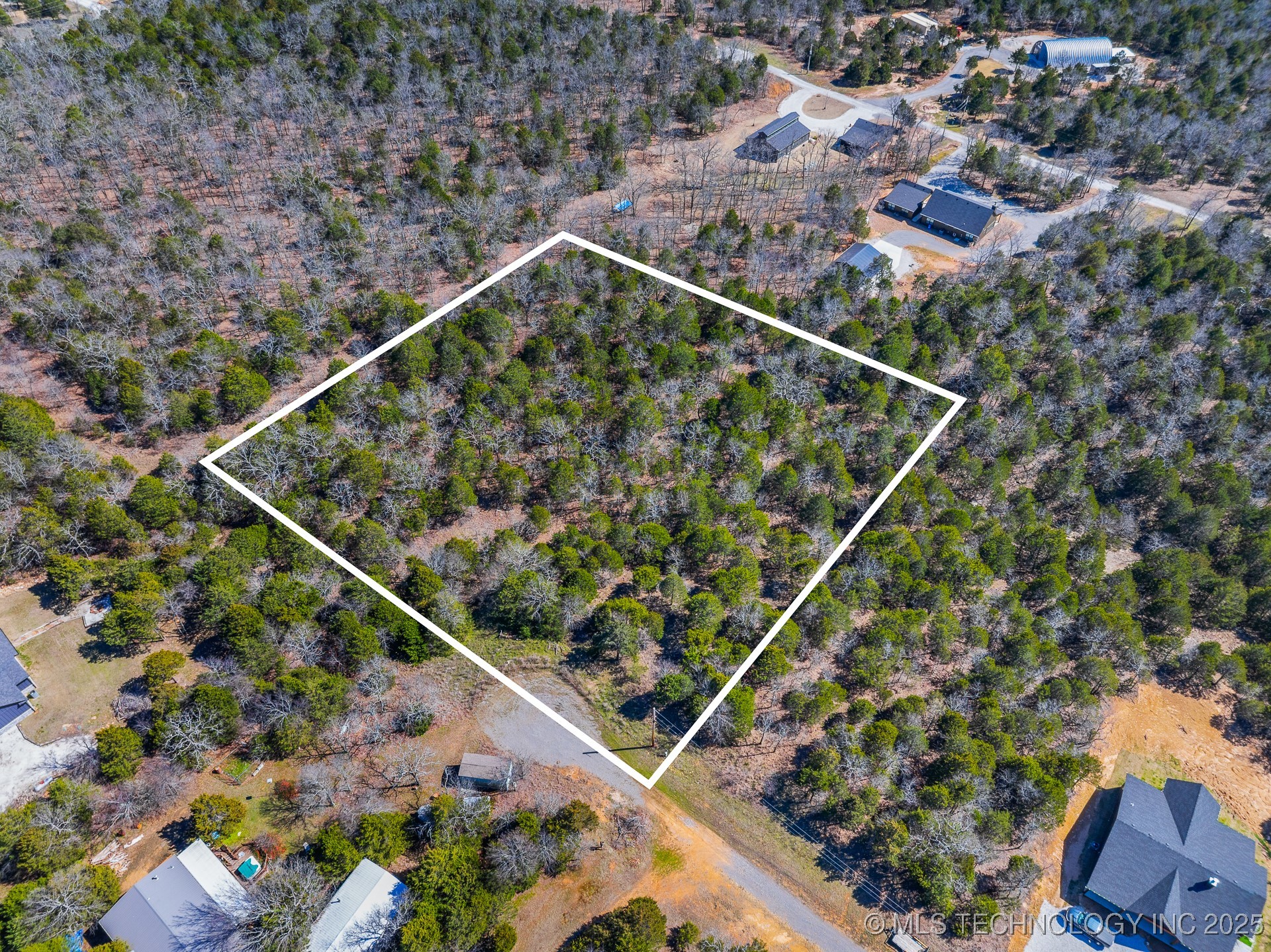 99999 963 Property Photo 2