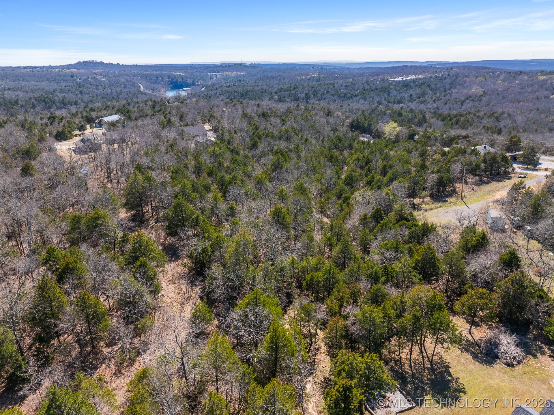 99999 963 Property Photo 23