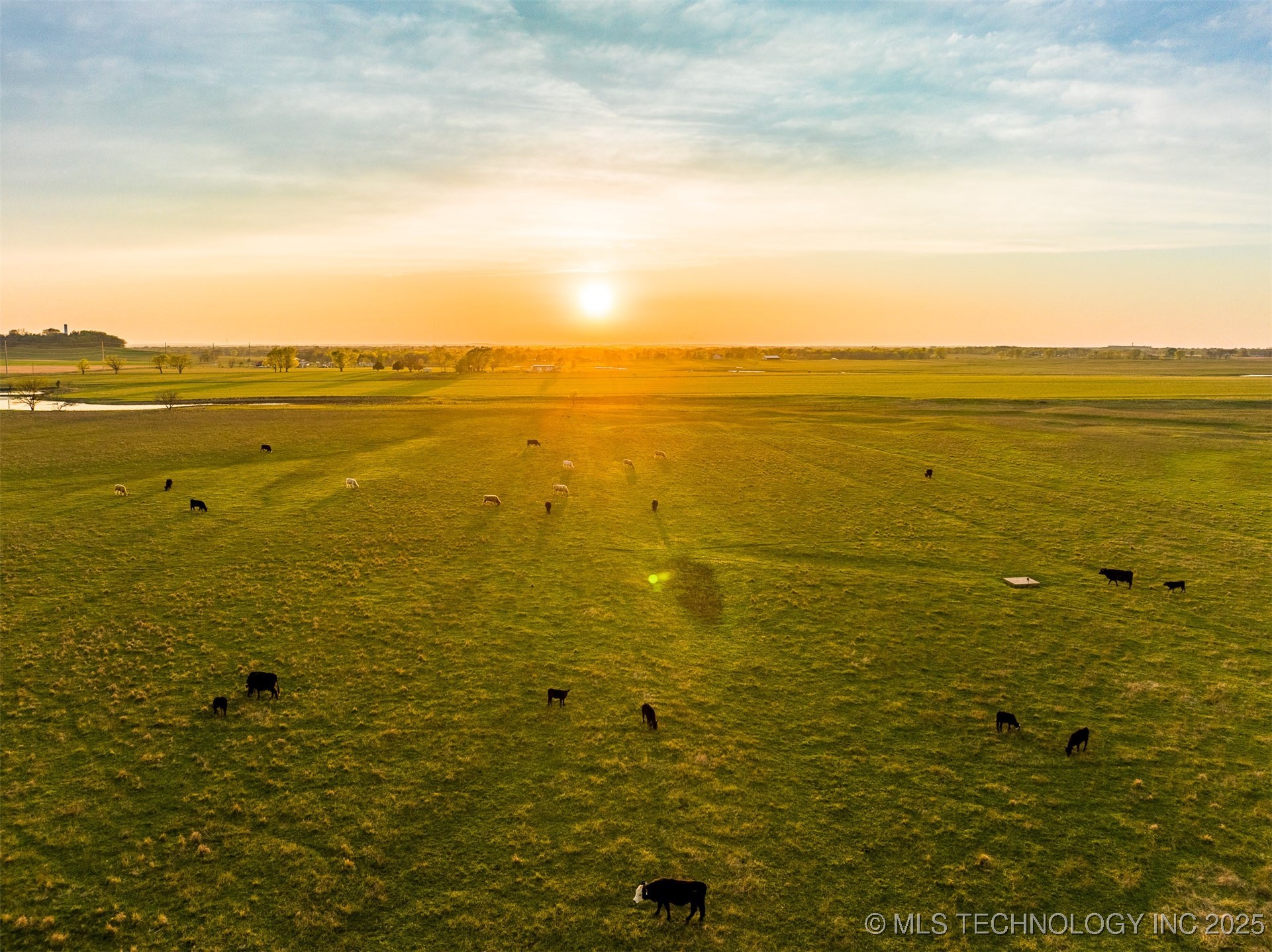 2 S 720 Road Property Photo 7