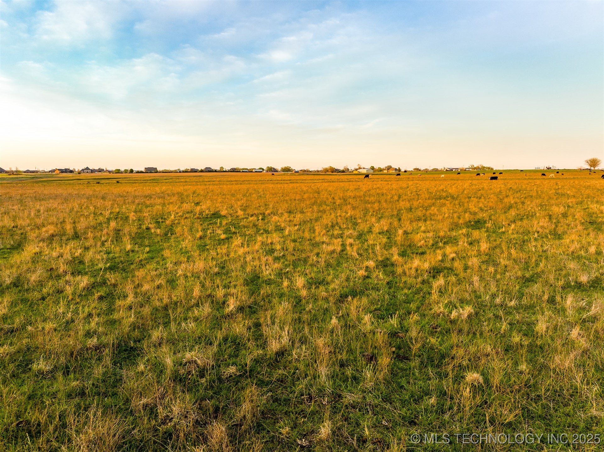 2 S 720 Road Property Photo 14