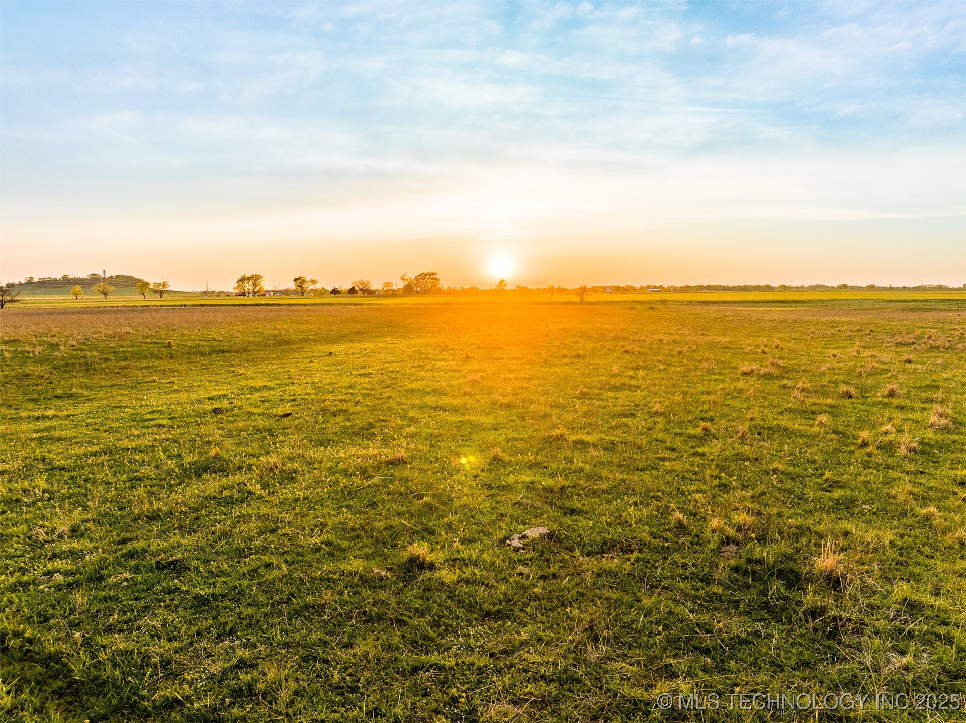 2 S 720 Road Property Photo 15