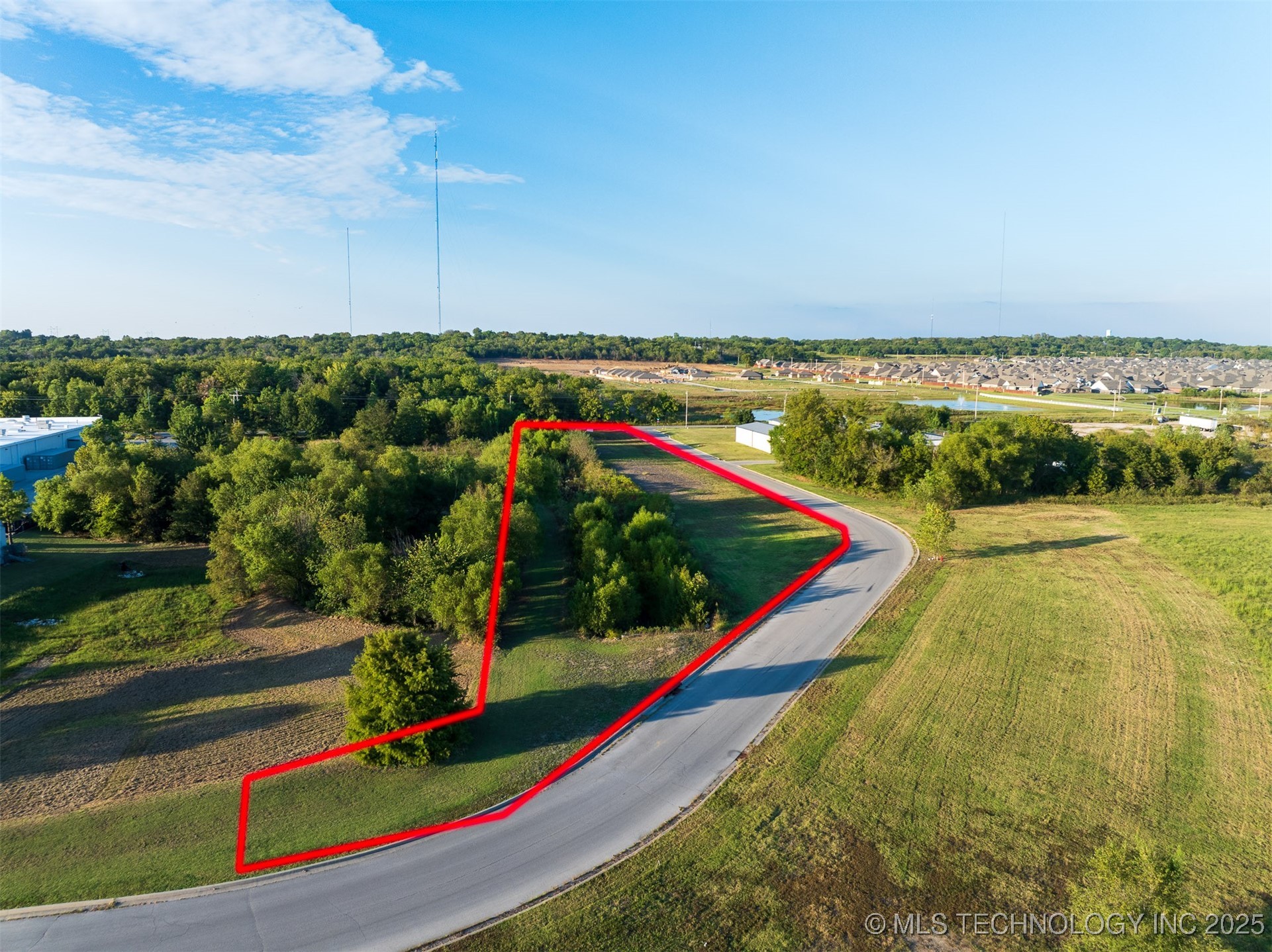 1 S 272nd East Avenue Property Photo 3