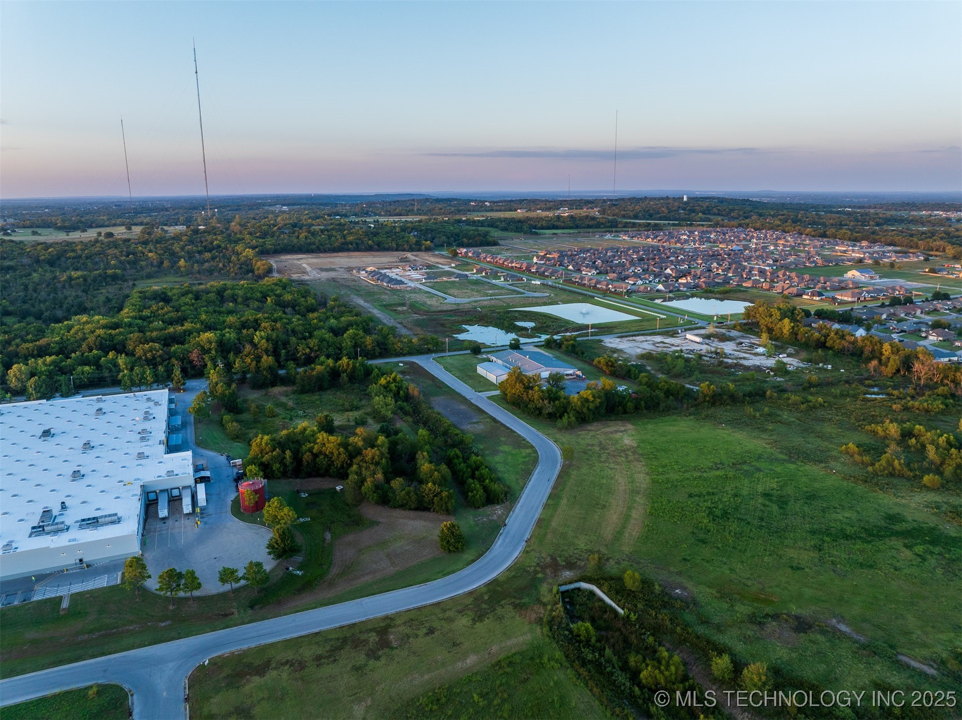 1 S 272nd East Avenue Property Photo 16