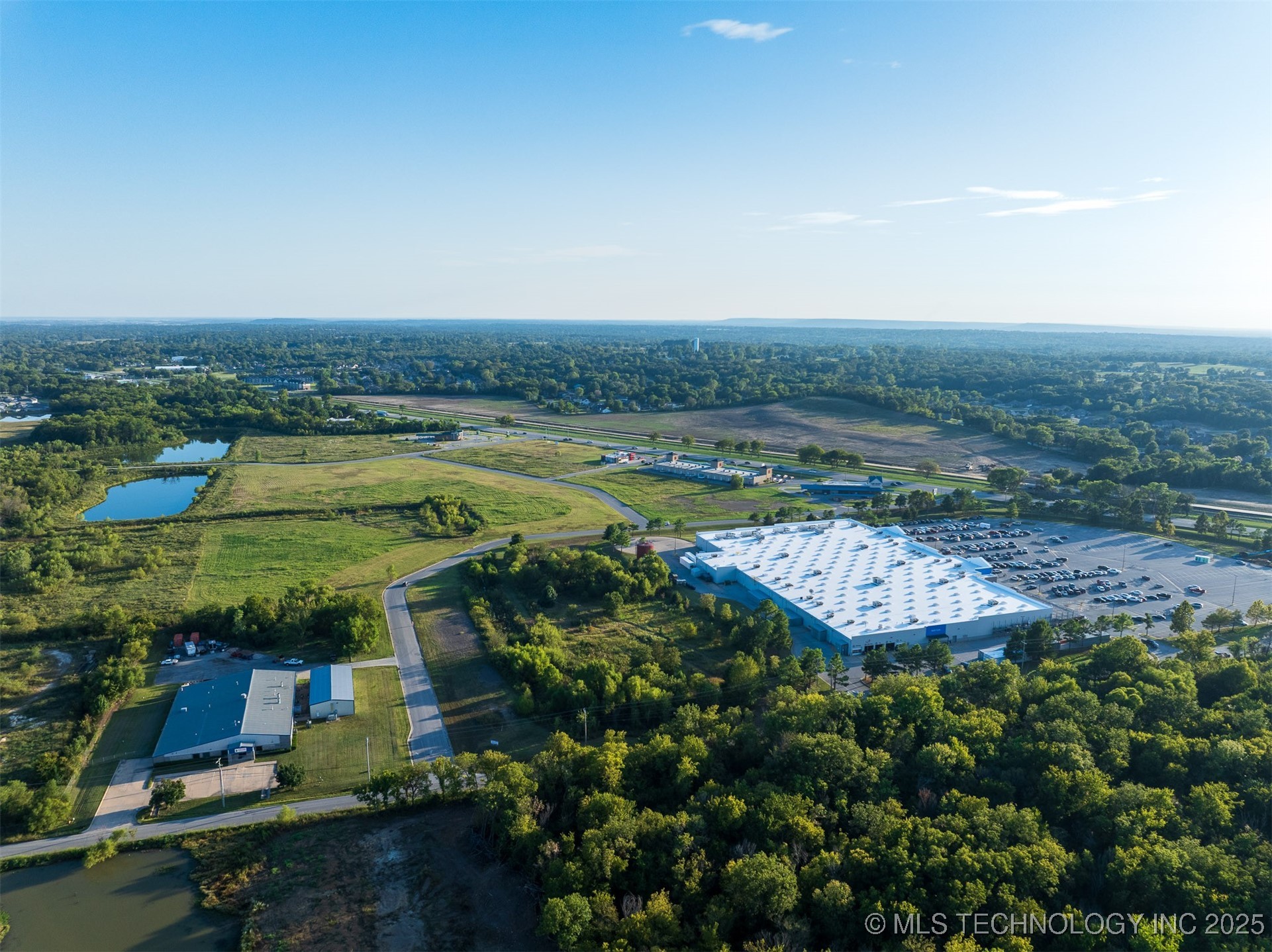 1 S 272nd East Avenue Property Photo 26