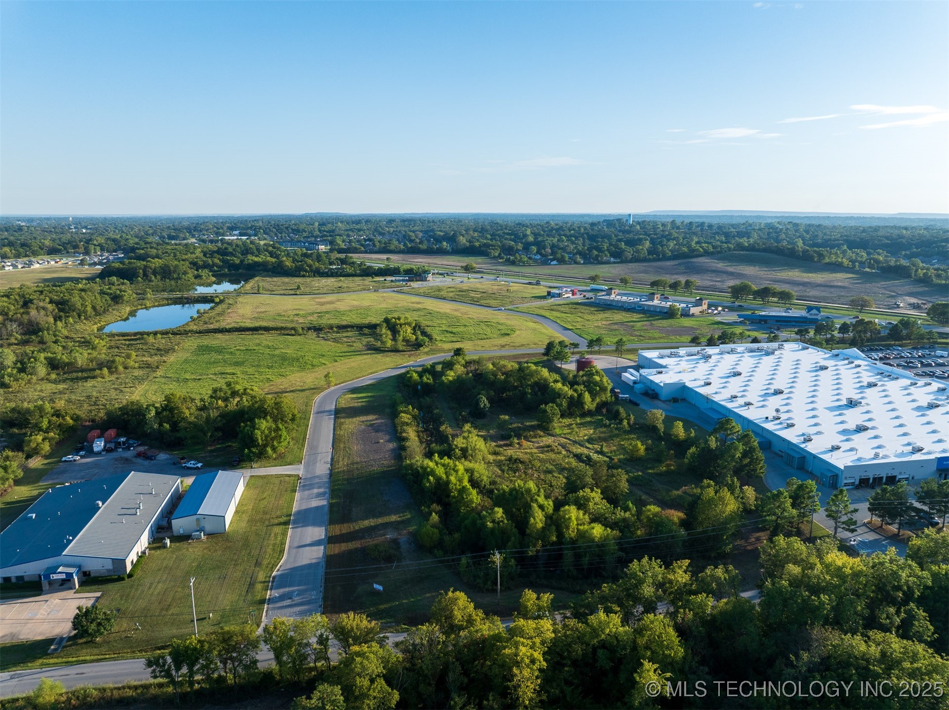 1 S 272nd East Avenue Property Photo 27