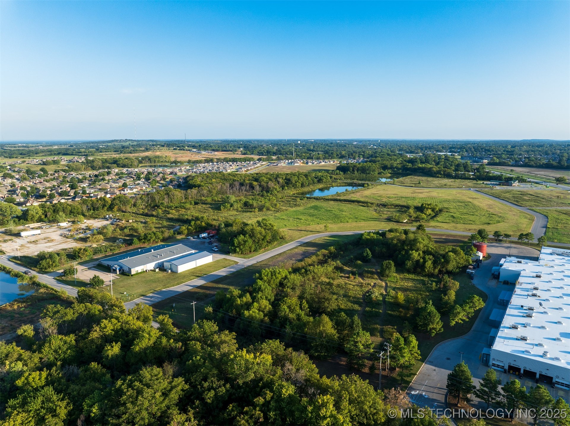 1 S 272nd East Avenue Property Photo 29