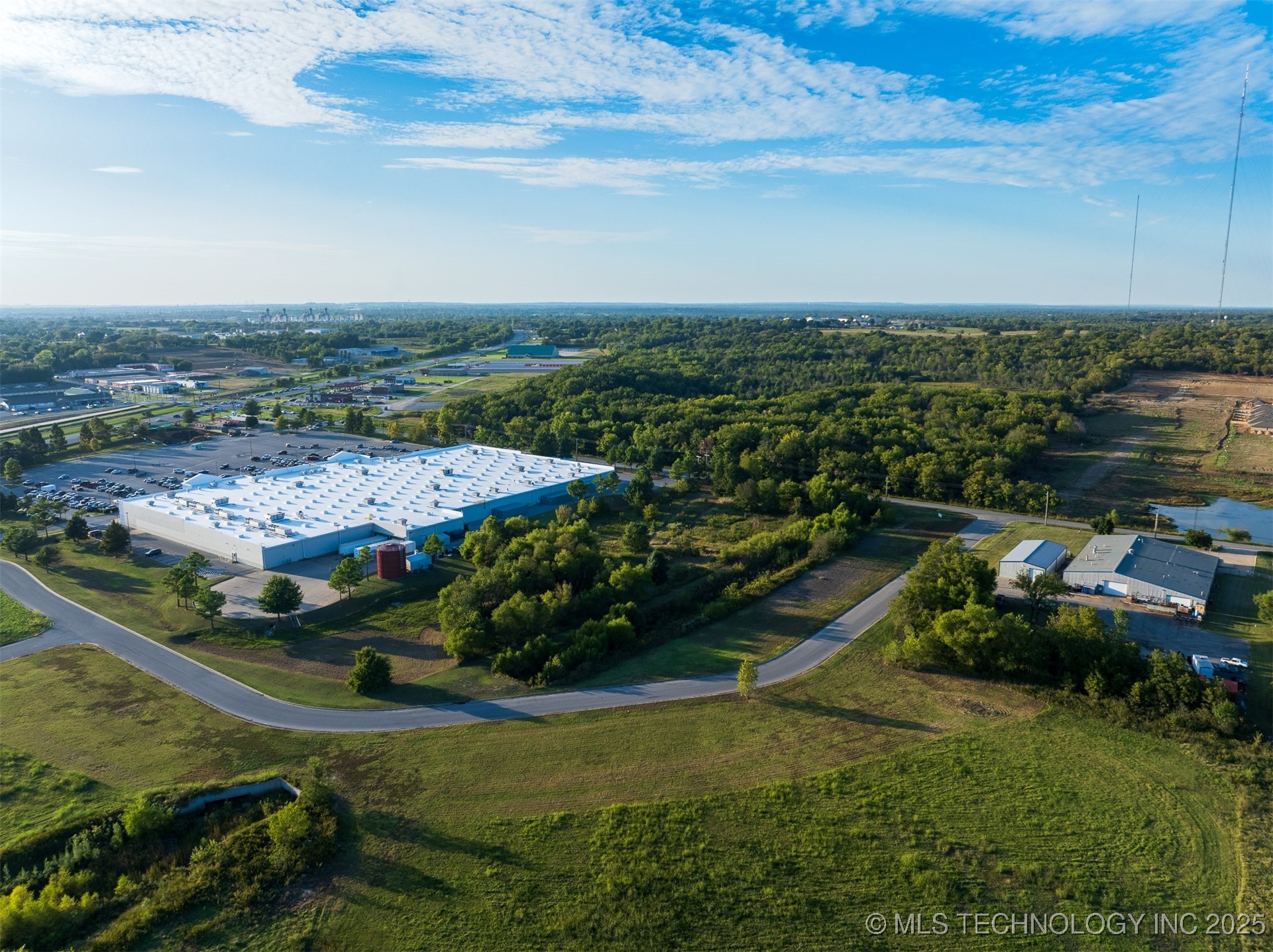 1 S 272nd East Avenue Property Photo 37