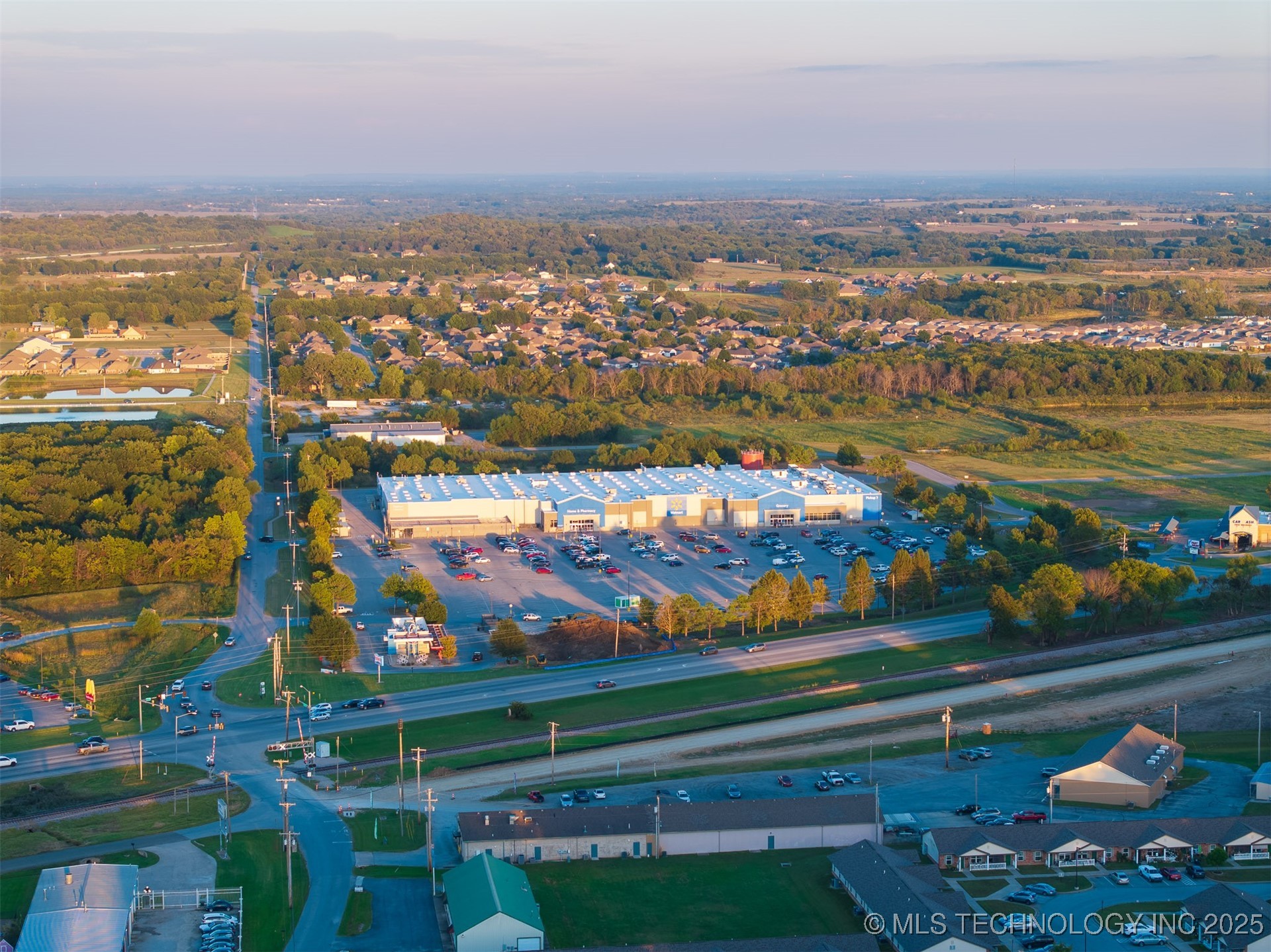 1 S 272nd East Avenue Property Photo 48