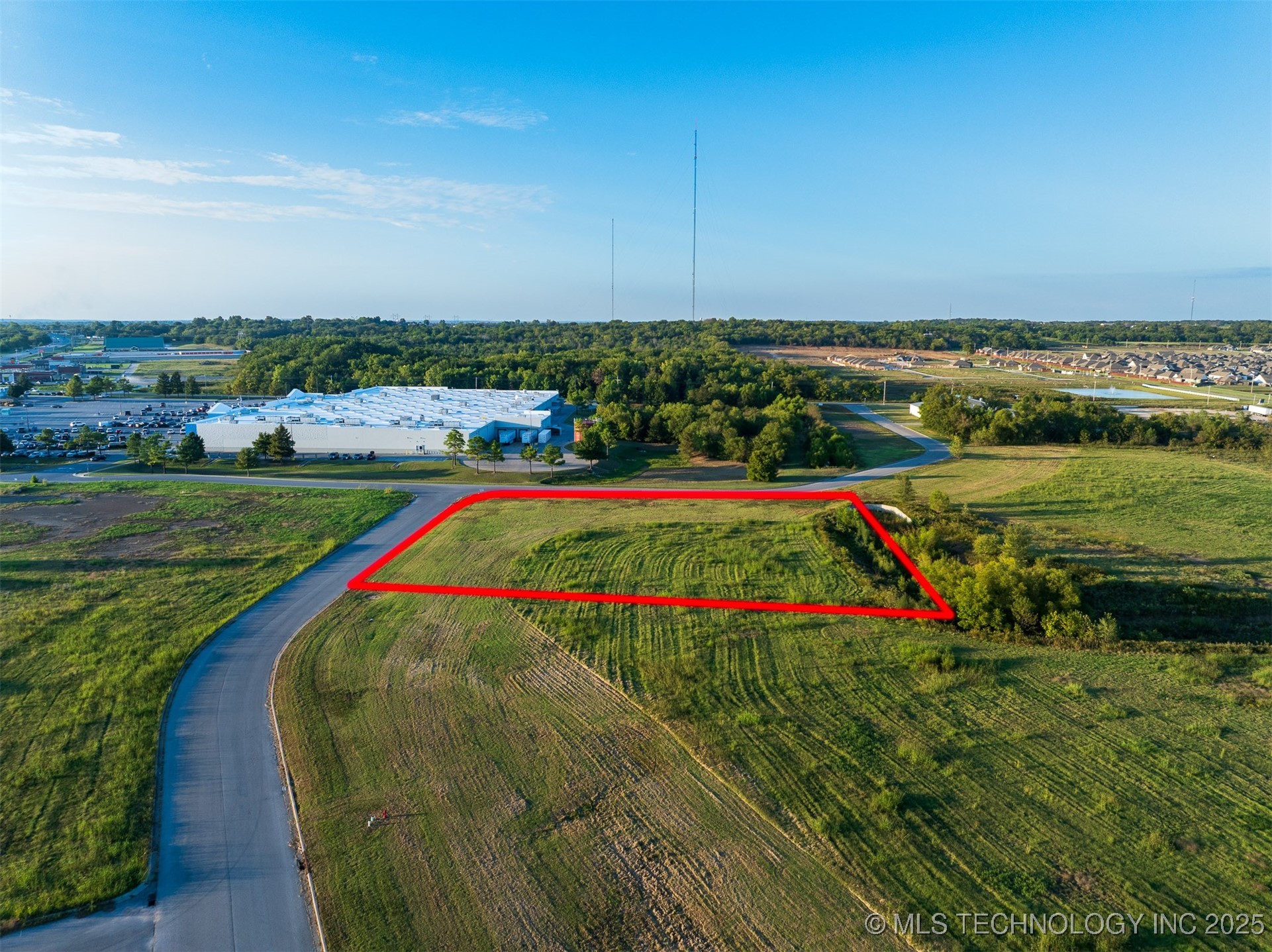 1 S 271st East Avenue Property Photo 10