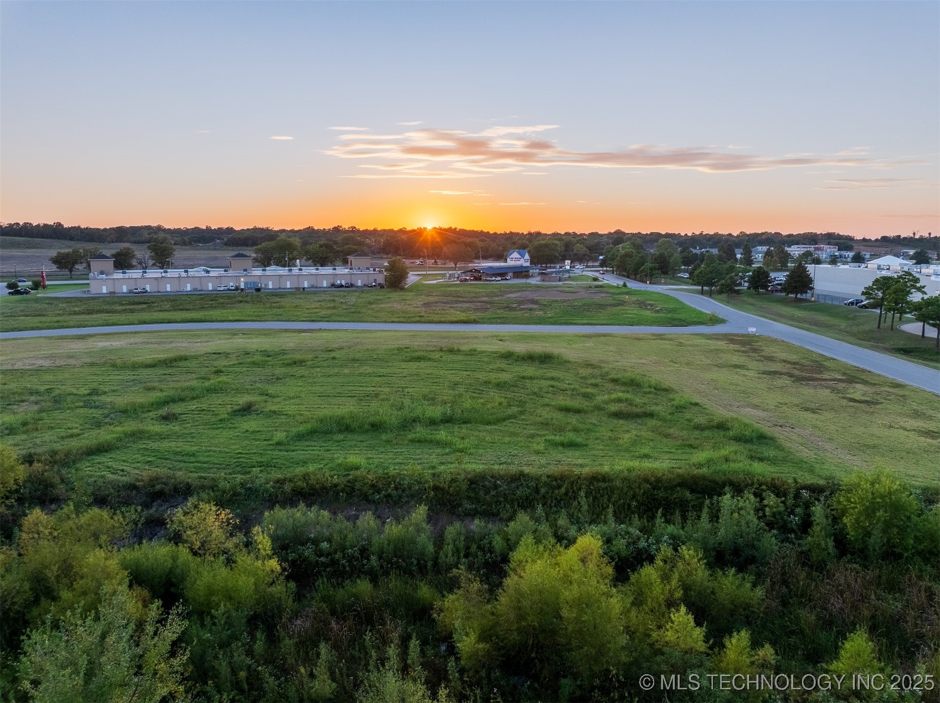 1 S 271st East Avenue Property Photo 14