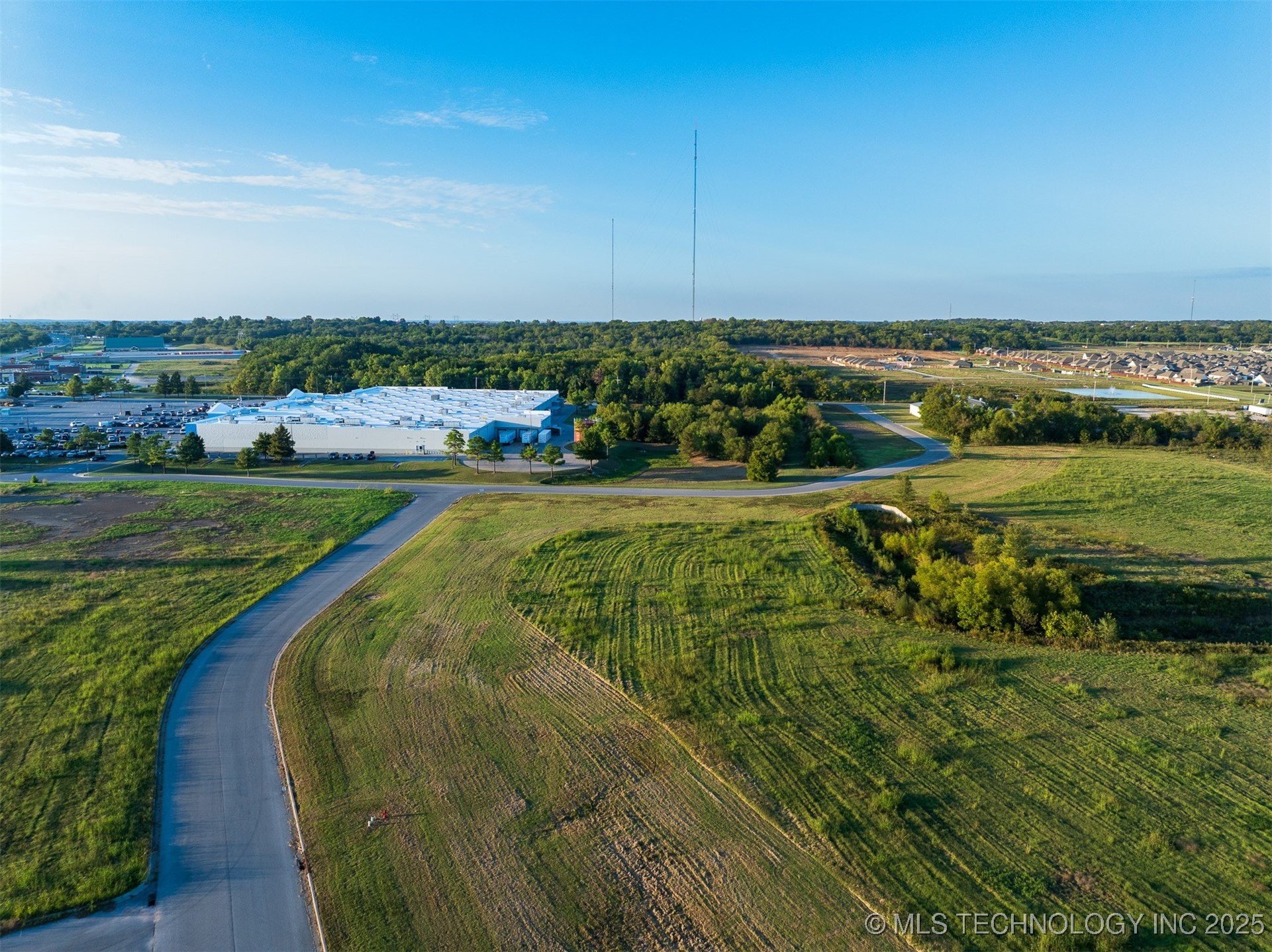 1 S 271st East Avenue Property Photo 17