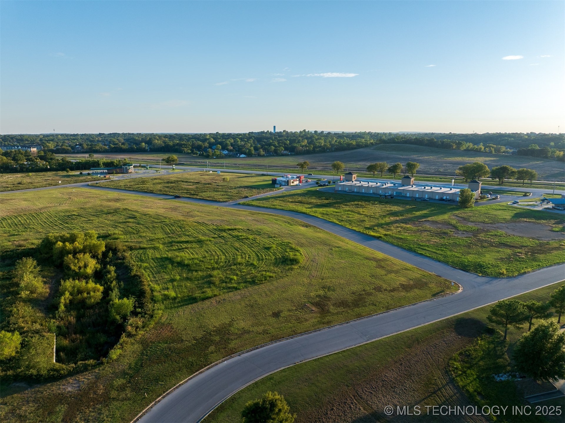 1 S 271st East Avenue Property Photo 25