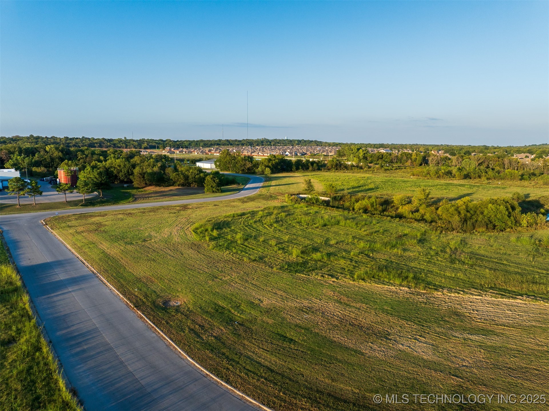 1 S 271st East Avenue Property Photo 42