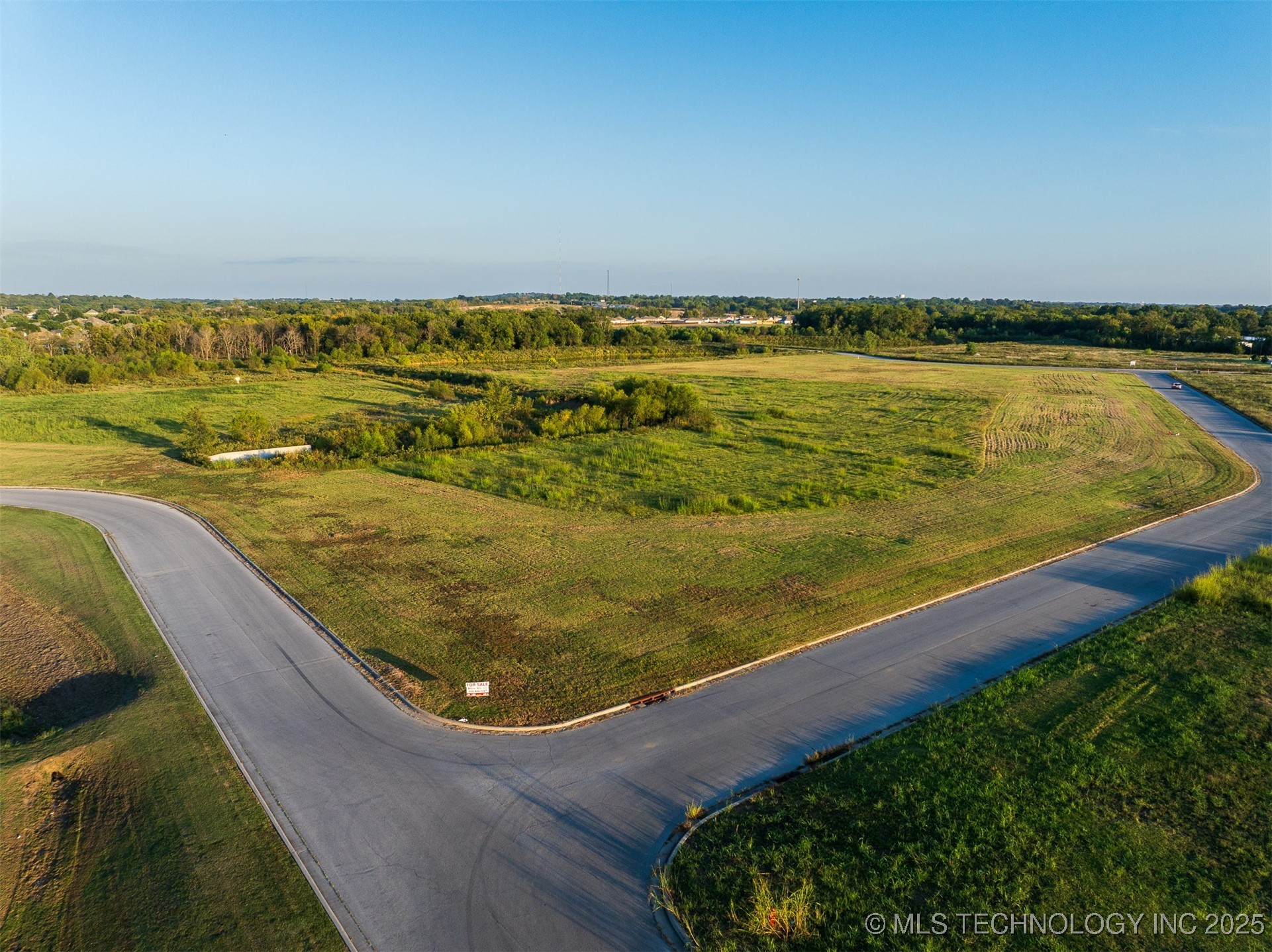 1 S 271st East Avenue Property Photo 46