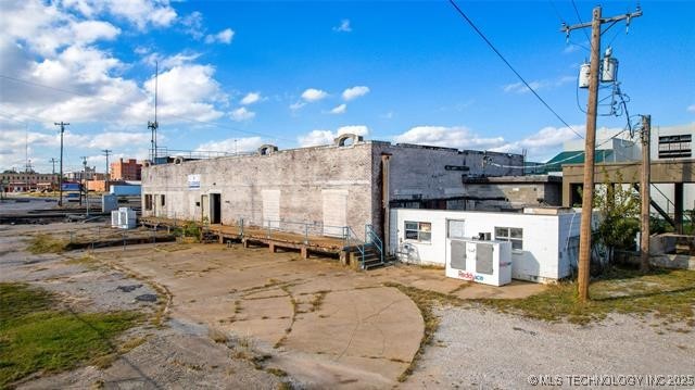 301 1st Avenue Se Property Photo 3