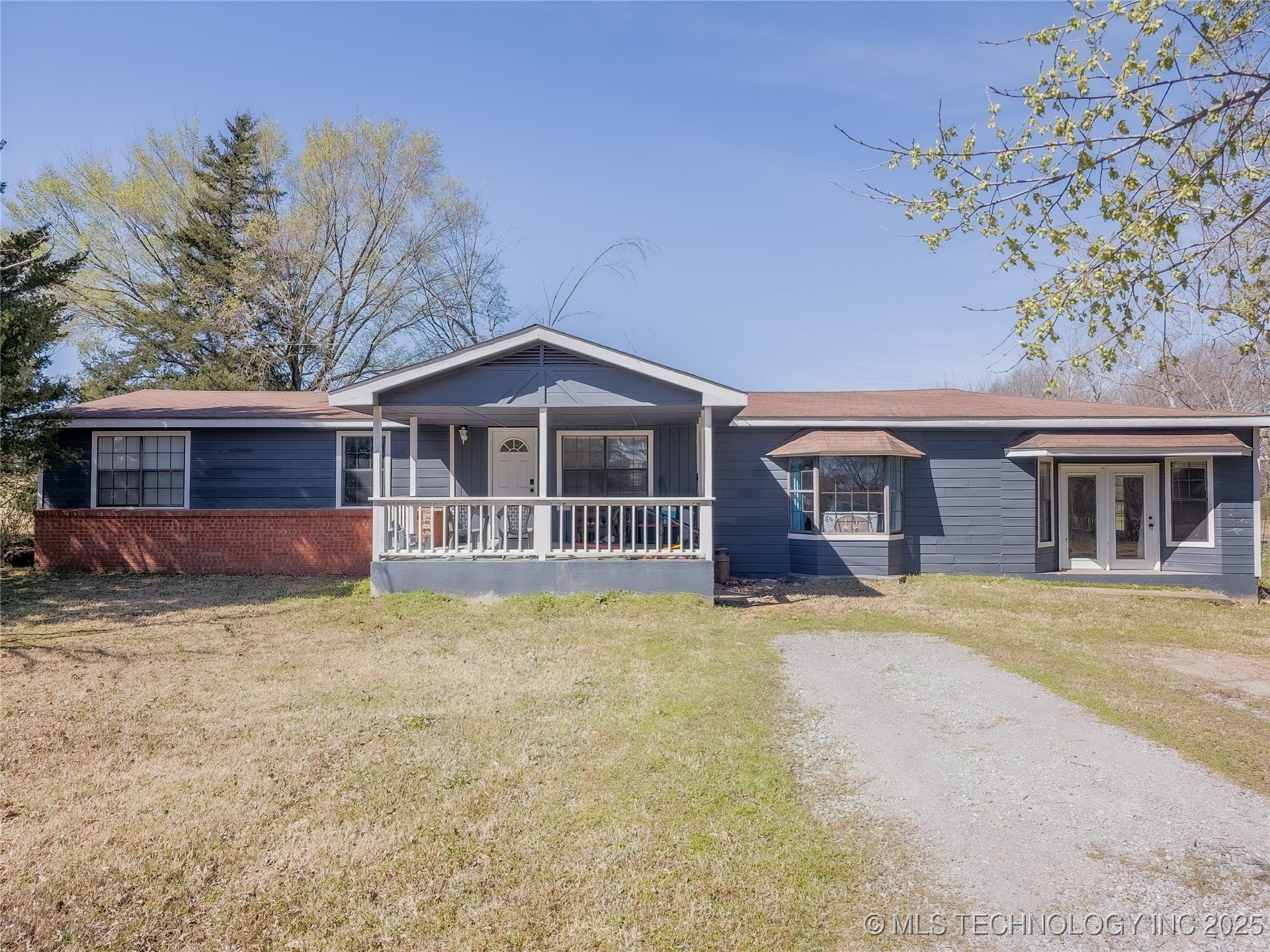 5579 Hardy Springs Road Property Photo 1