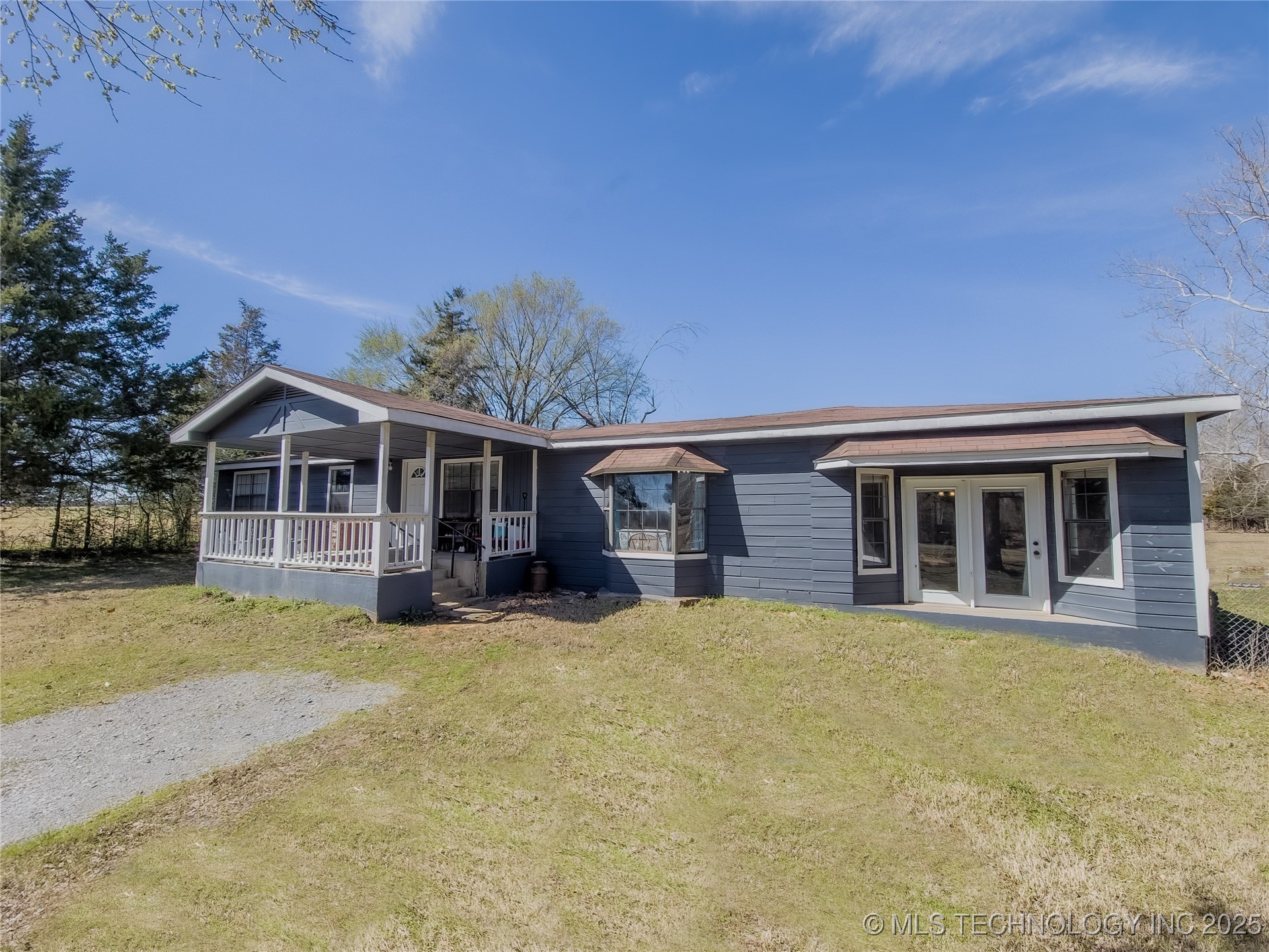 5579 Hardy Springs Road Property Photo 3