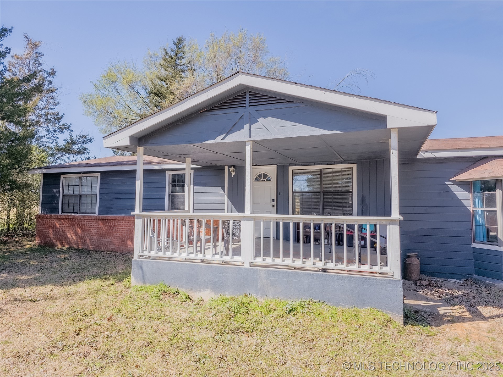 5579 Hardy Springs Road Property Photo 4