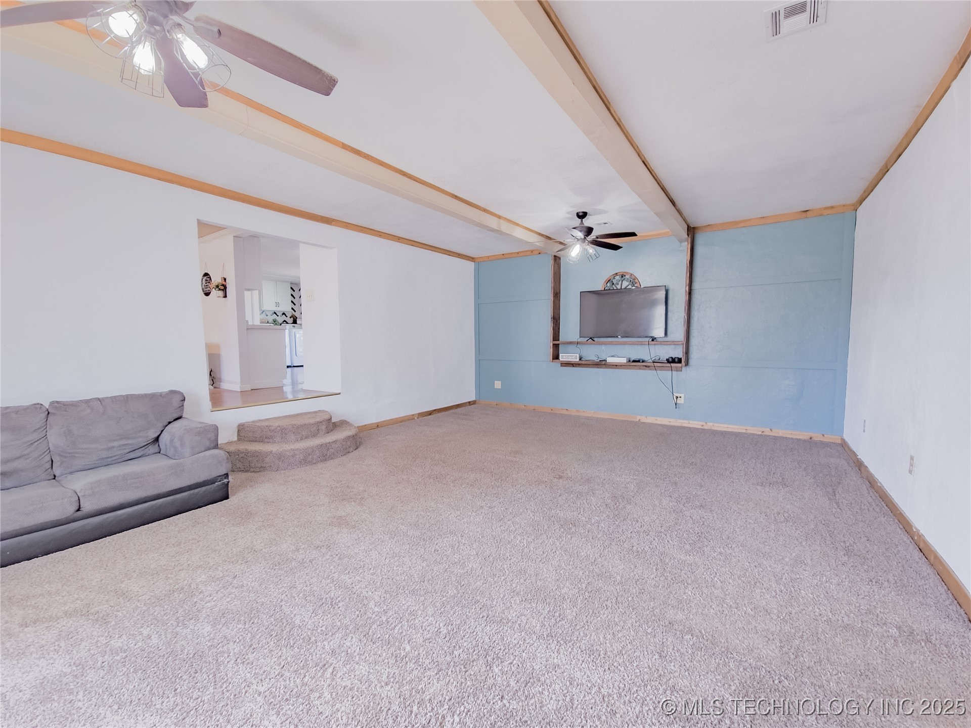 5579 Hardy Springs Road Property Photo 9