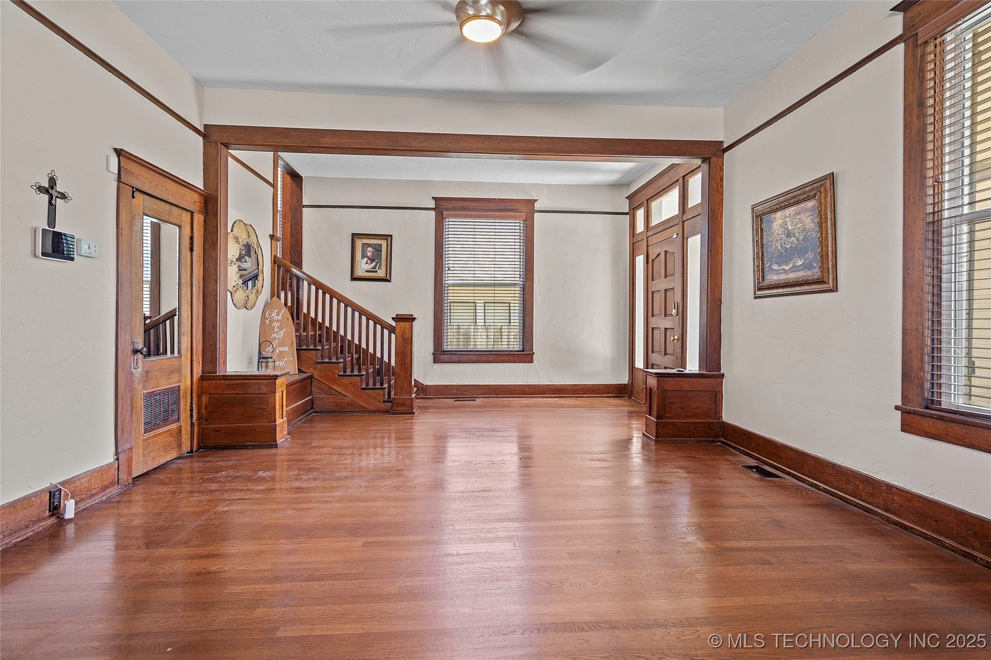 121 F Sw Property Photo 10