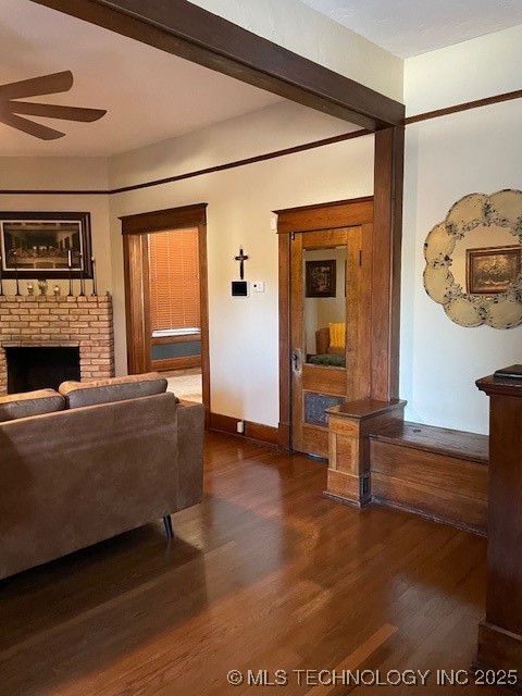 121 F Sw Property Photo 12