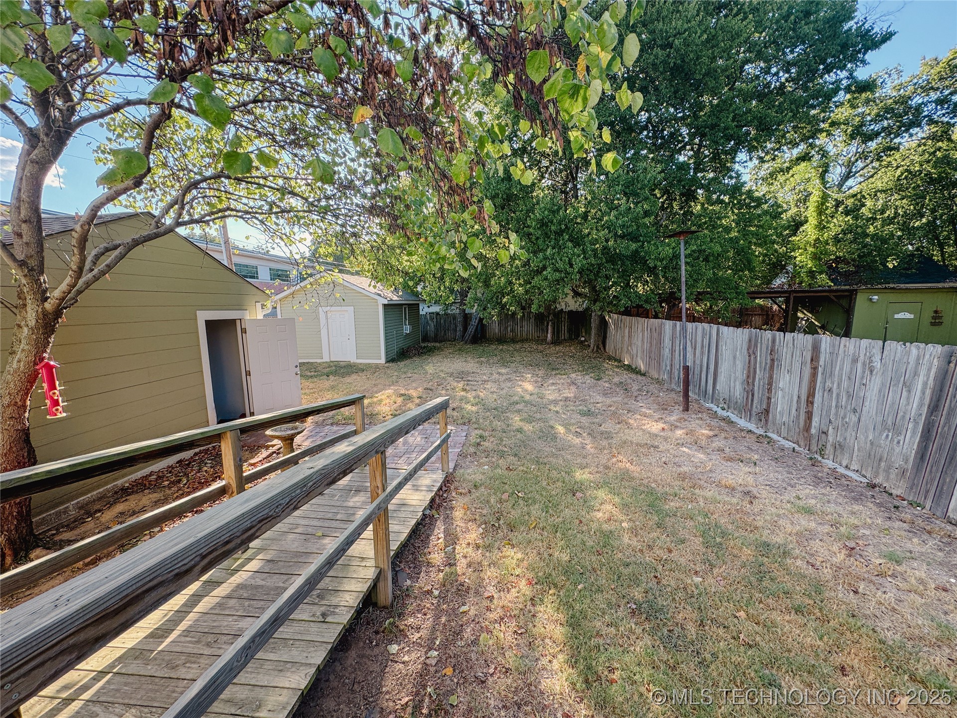 121 F Sw Property Photo 35