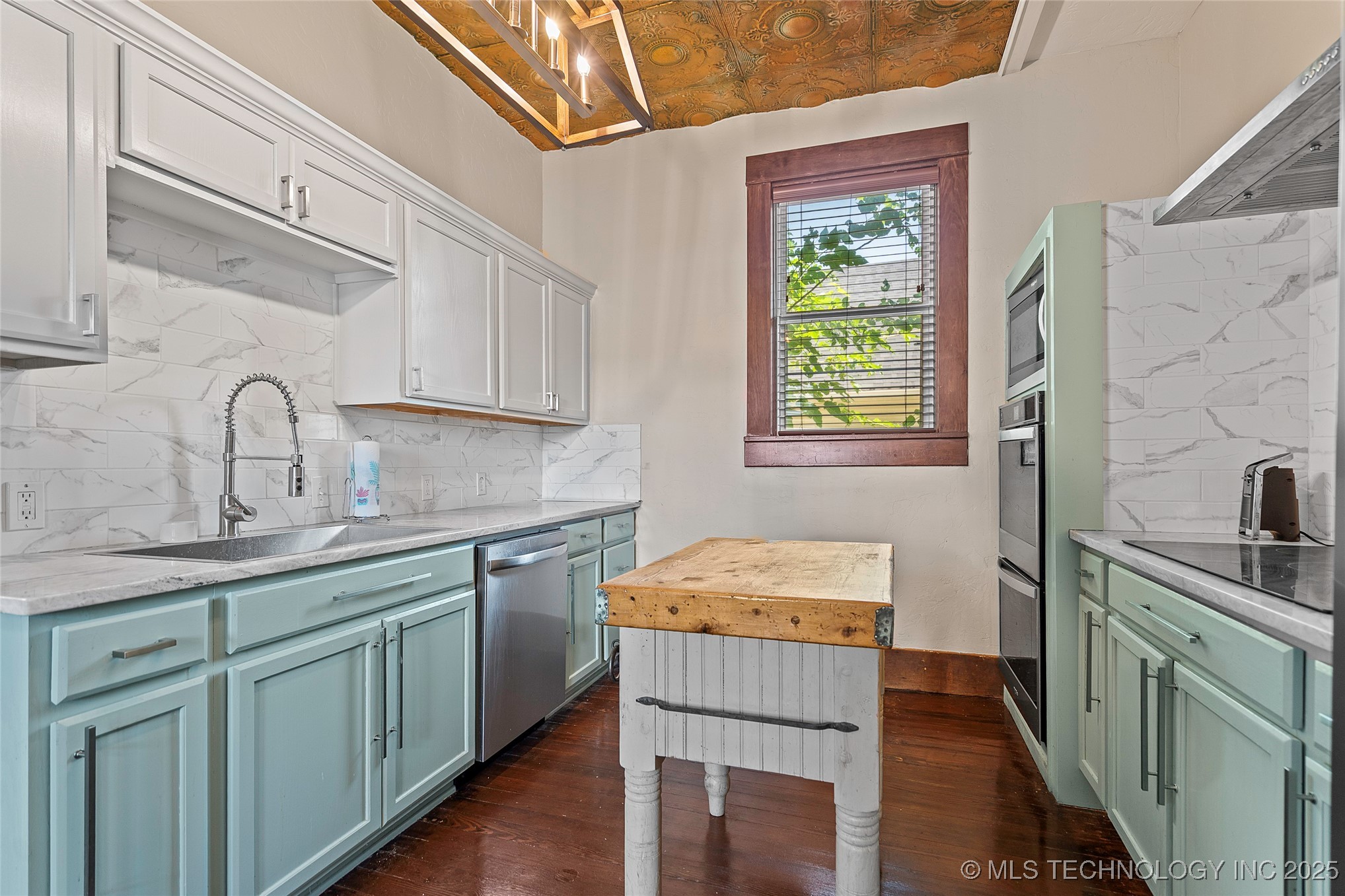 121 F Sw Property Photo 41