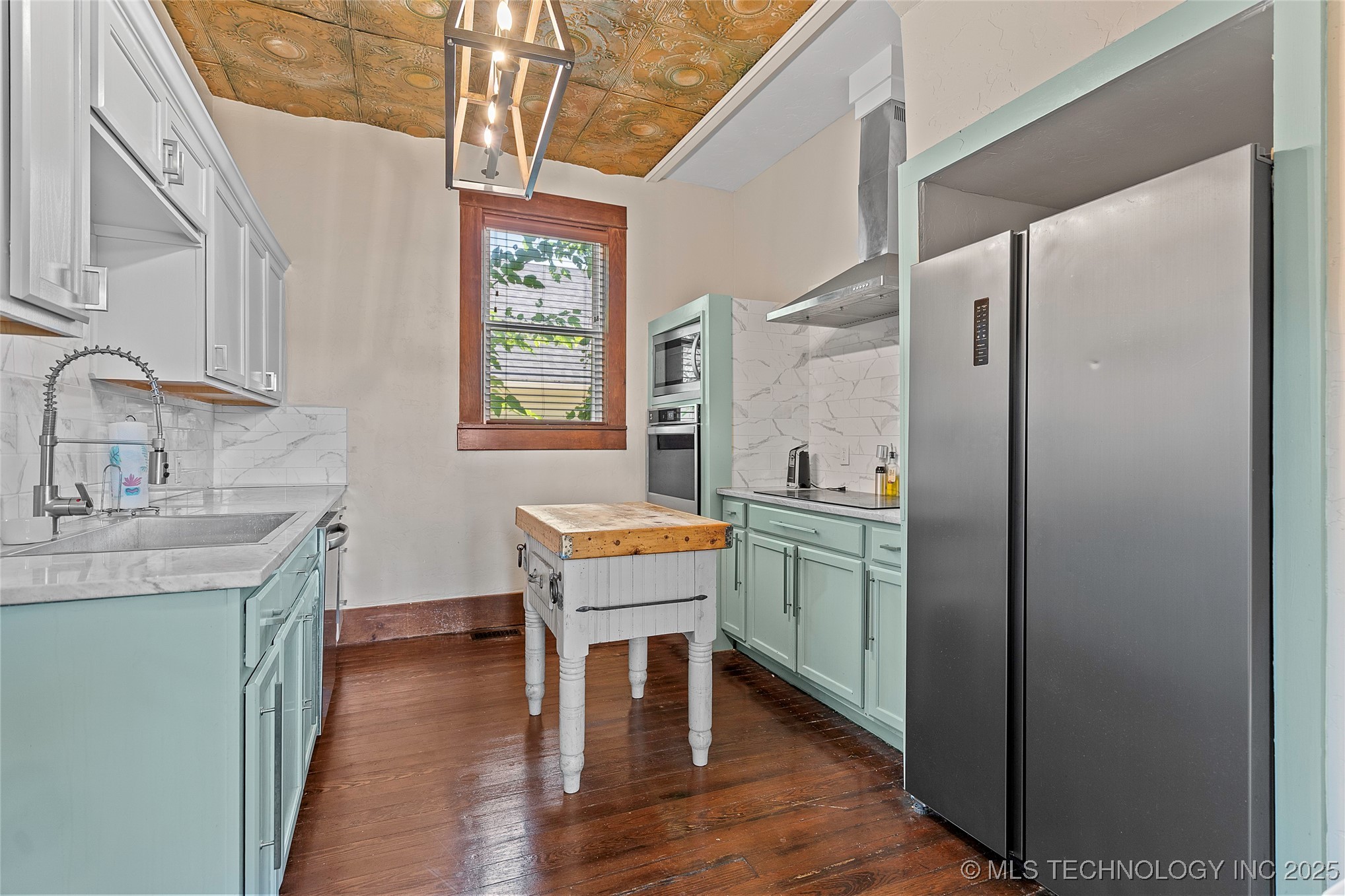 121 F Sw Property Photo 42