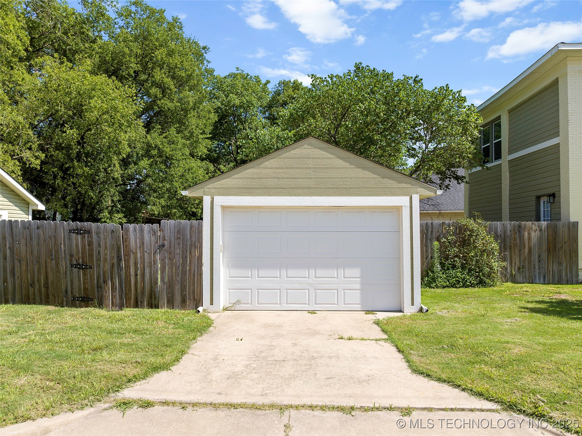 121 F Sw Property Photo 65