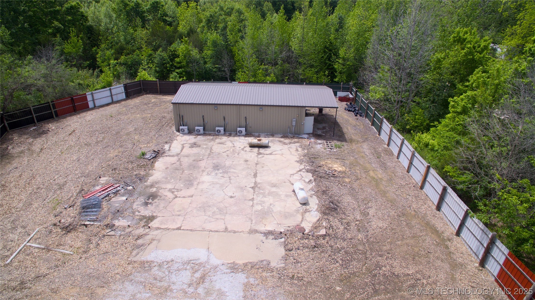 12701 E 153rd Street S Property Photo 4