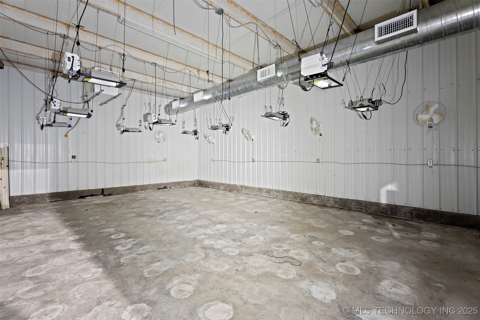 57530 E Us Hwy 59 Property Photo 29