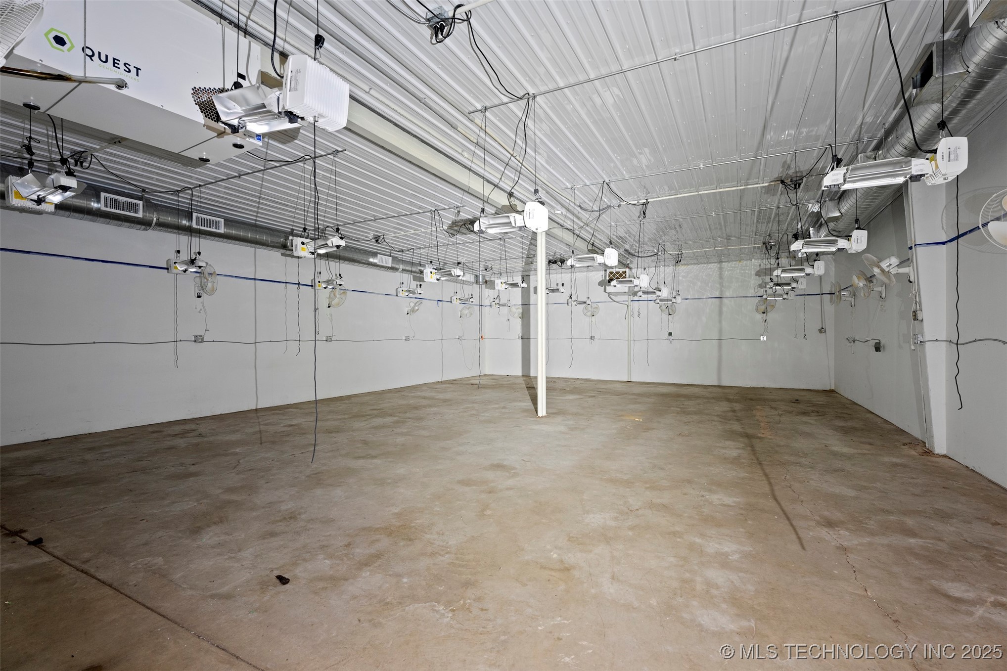 57530 E Us Hwy 59 Property Photo 35