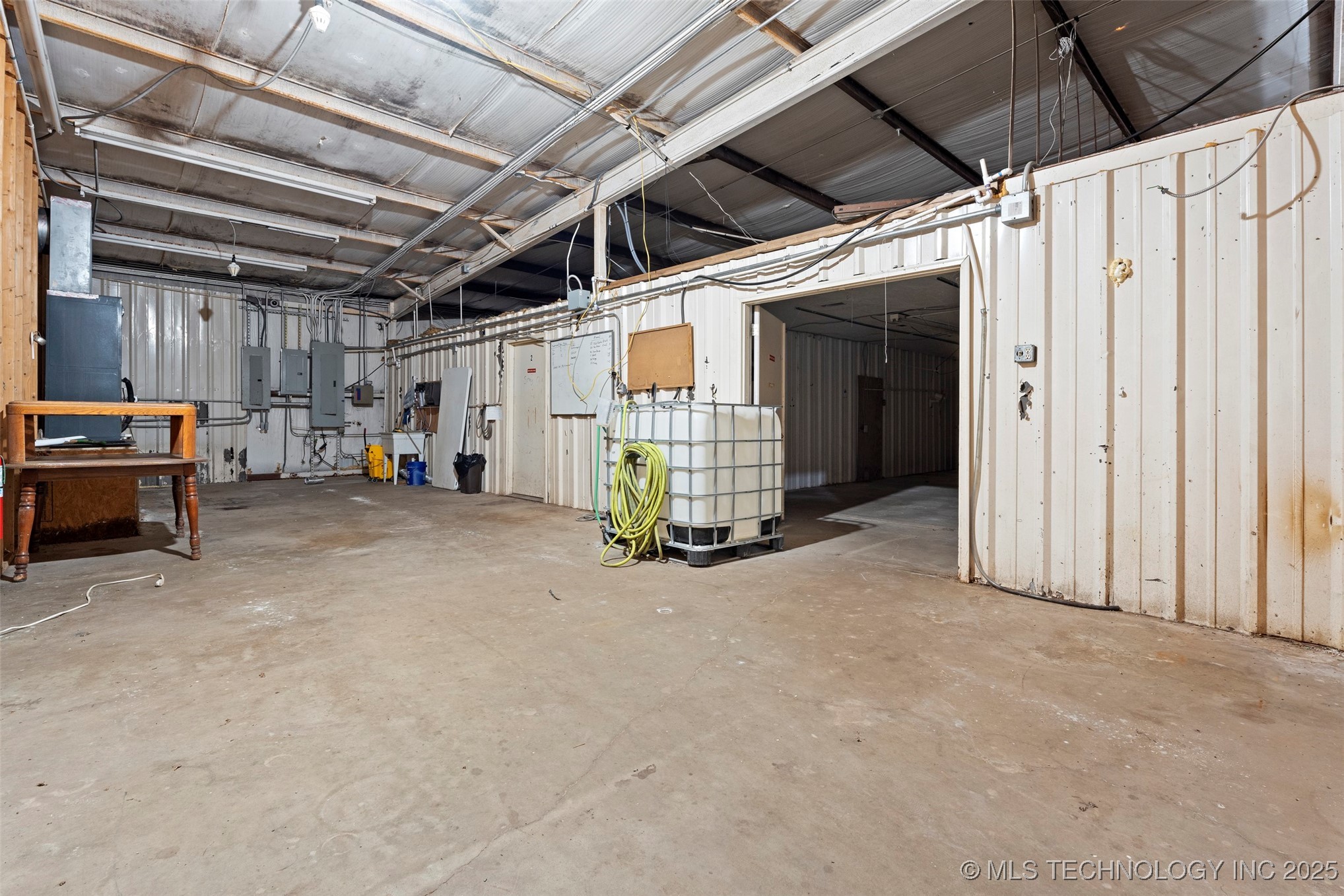 57530 E Us Hwy 59 Property Photo 43