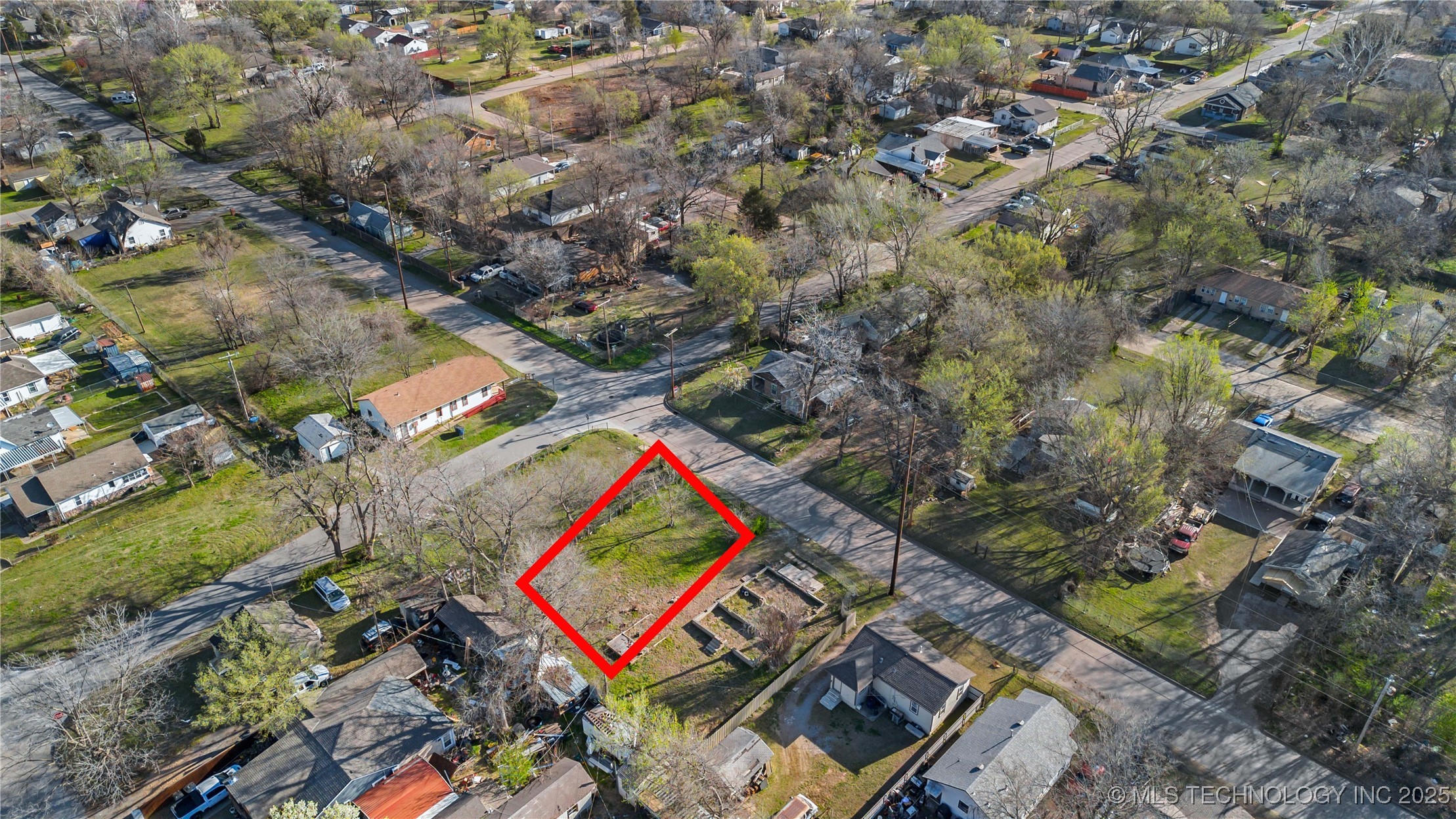 1828 N Birmingham Avenue Property Photo 5