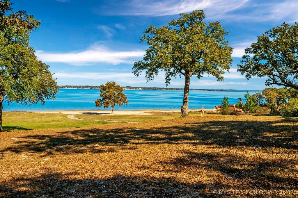 5094 Tower Drive Property Photo 3