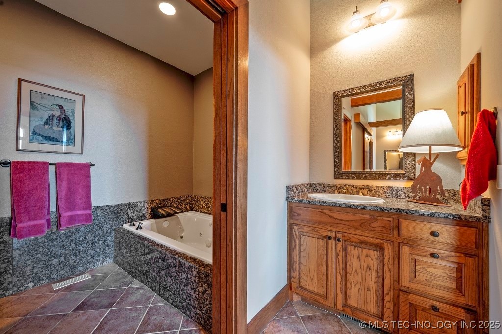 5094 Tower Drive Property Photo 11