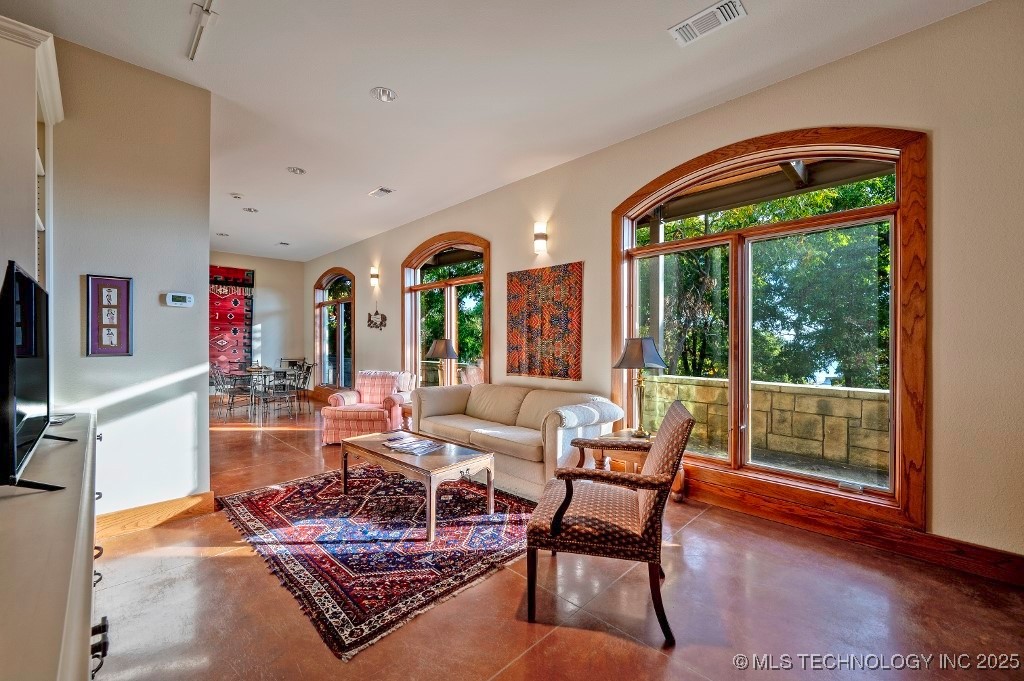 5094 Tower Drive Property Photo 13