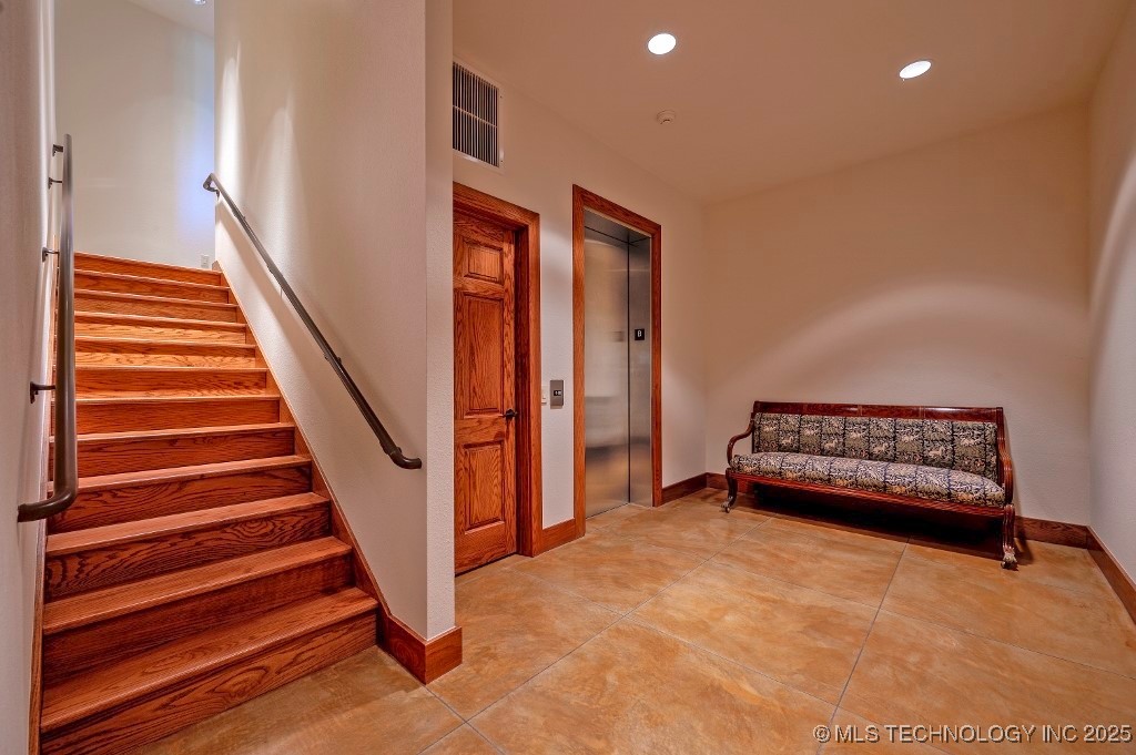 5094 Tower Drive Property Photo 23