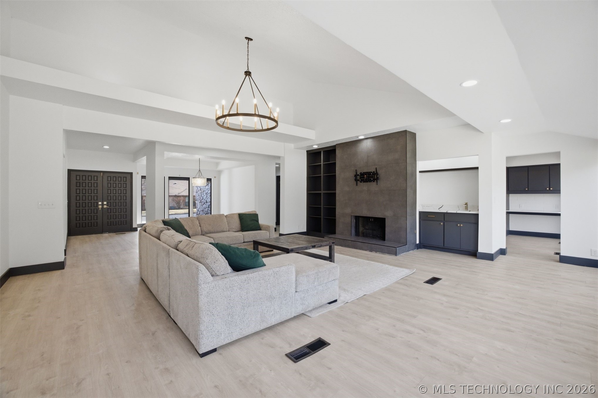 7505 E 65th Street Property Photo 13