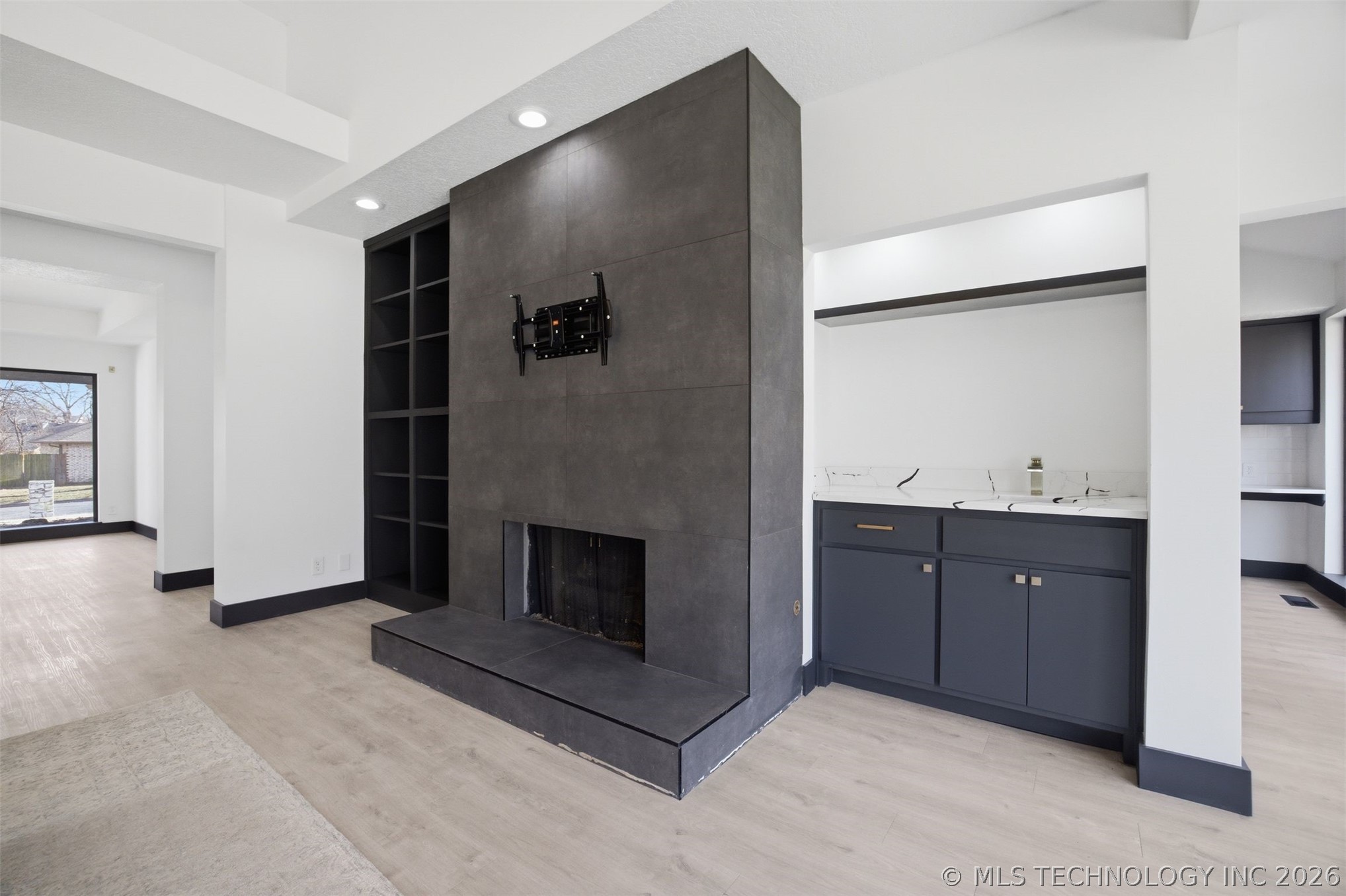 7505 E 65th Street Property Photo 15