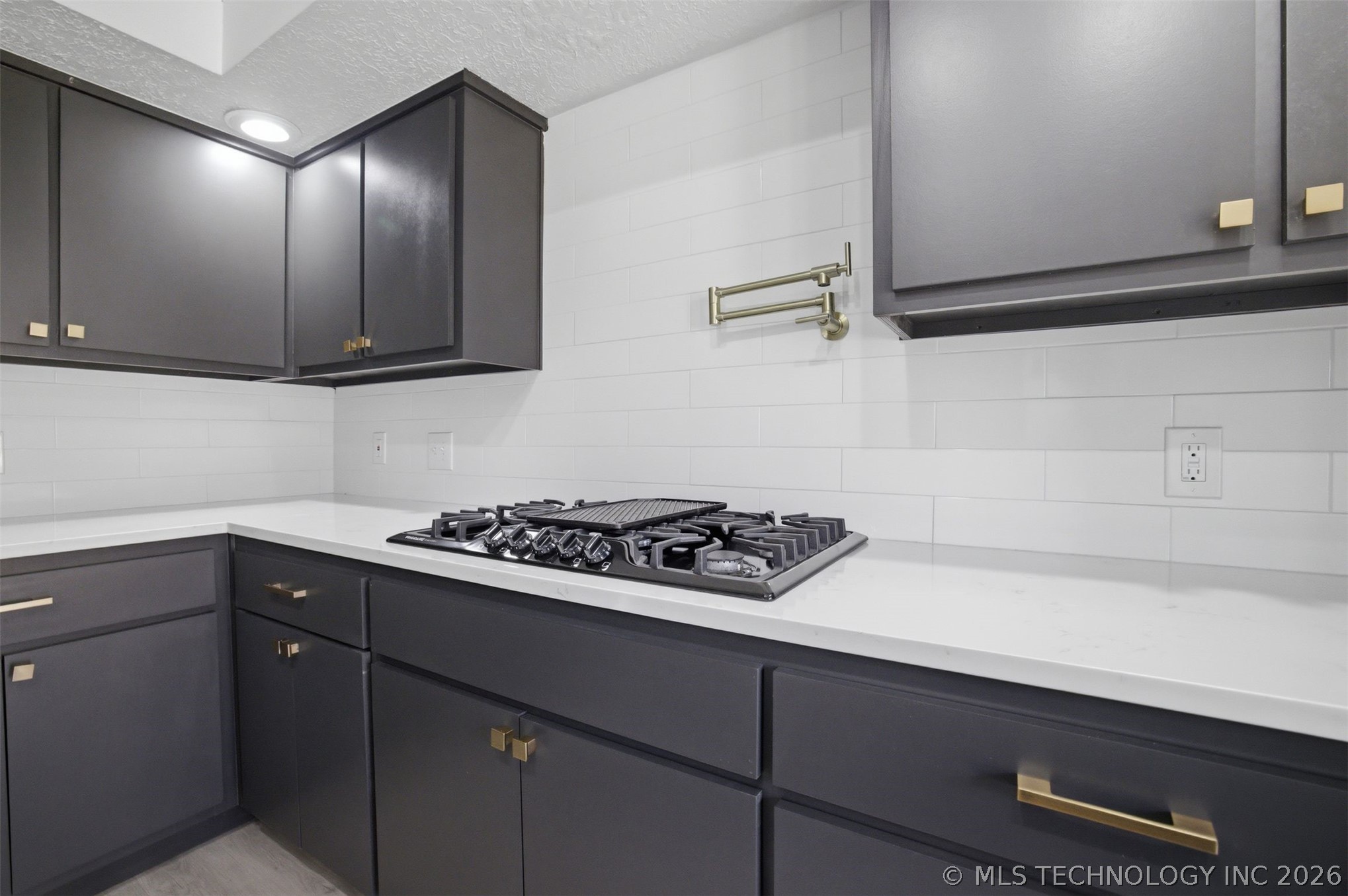 7505 E 65th Street Property Photo 23