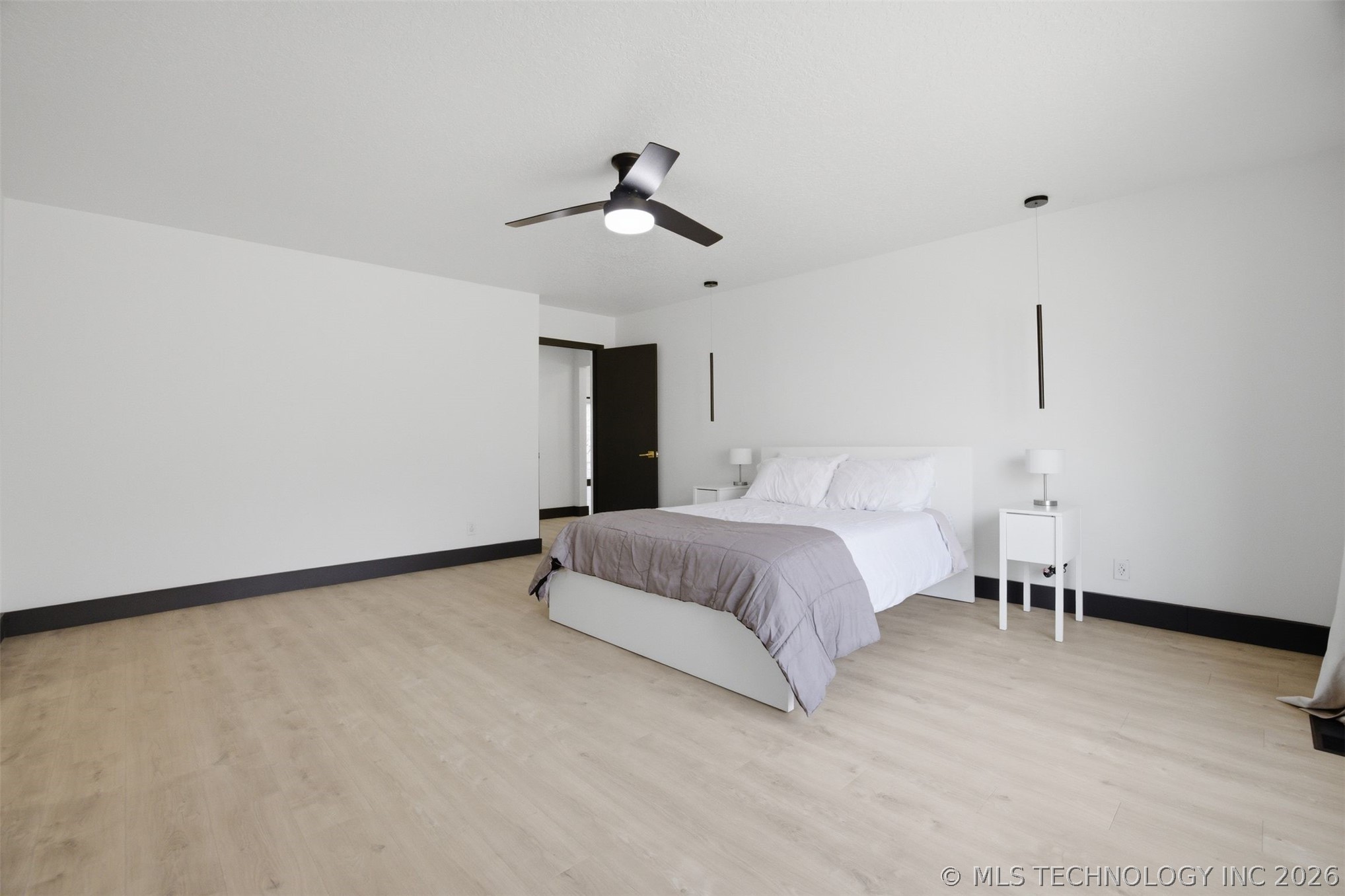 7505 E 65th Street Property Photo 29