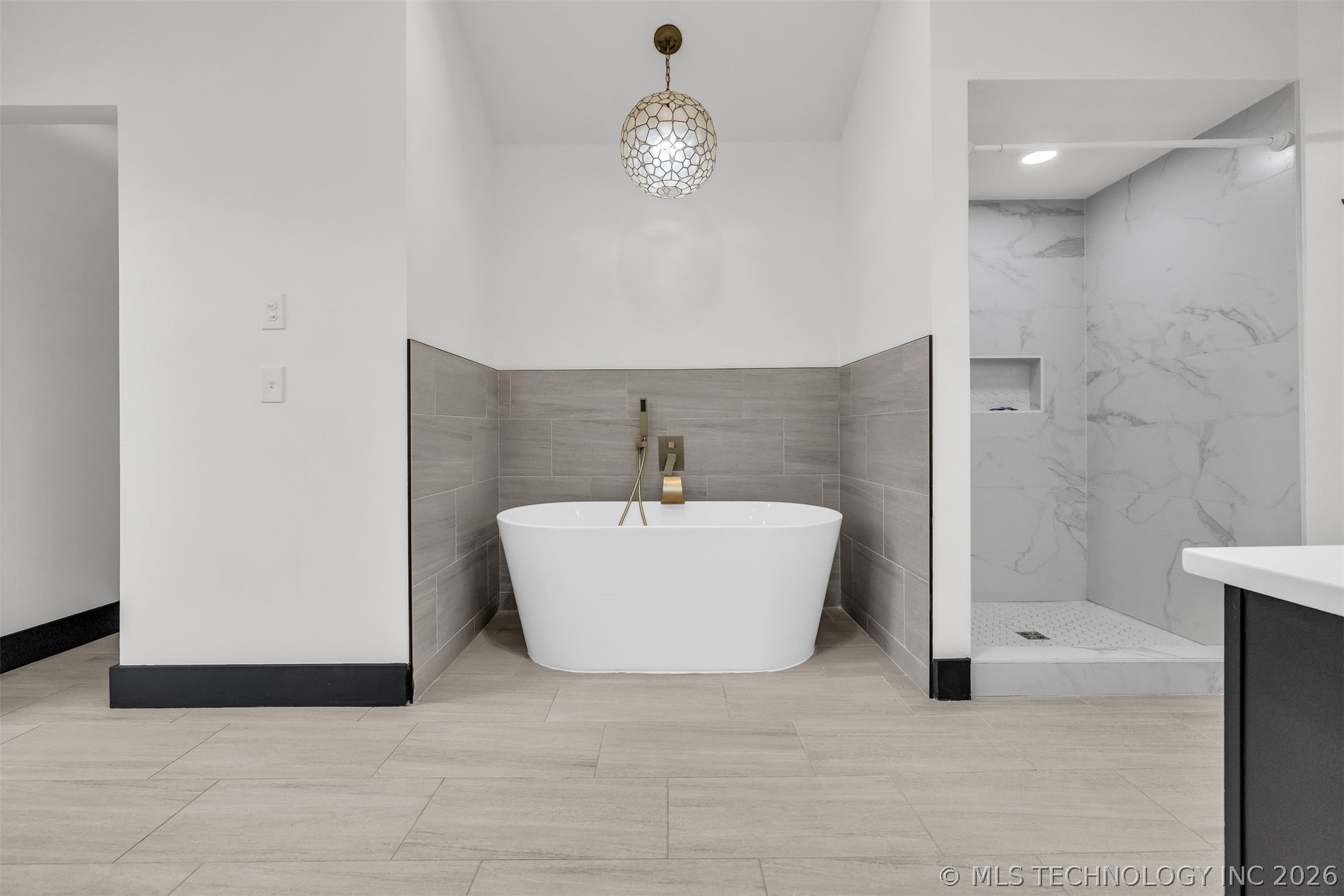 7505 E 65th Street Property Photo 34