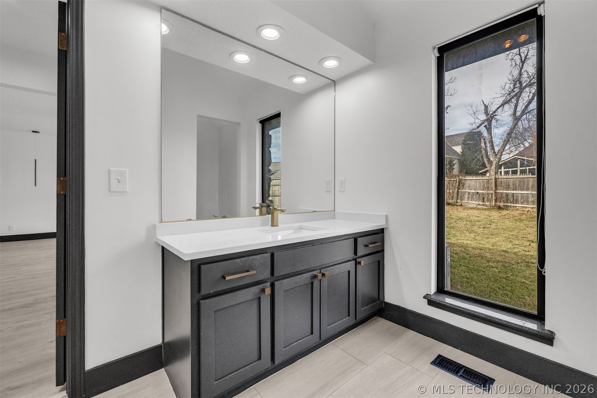 7505 E 65th Street Property Photo 35