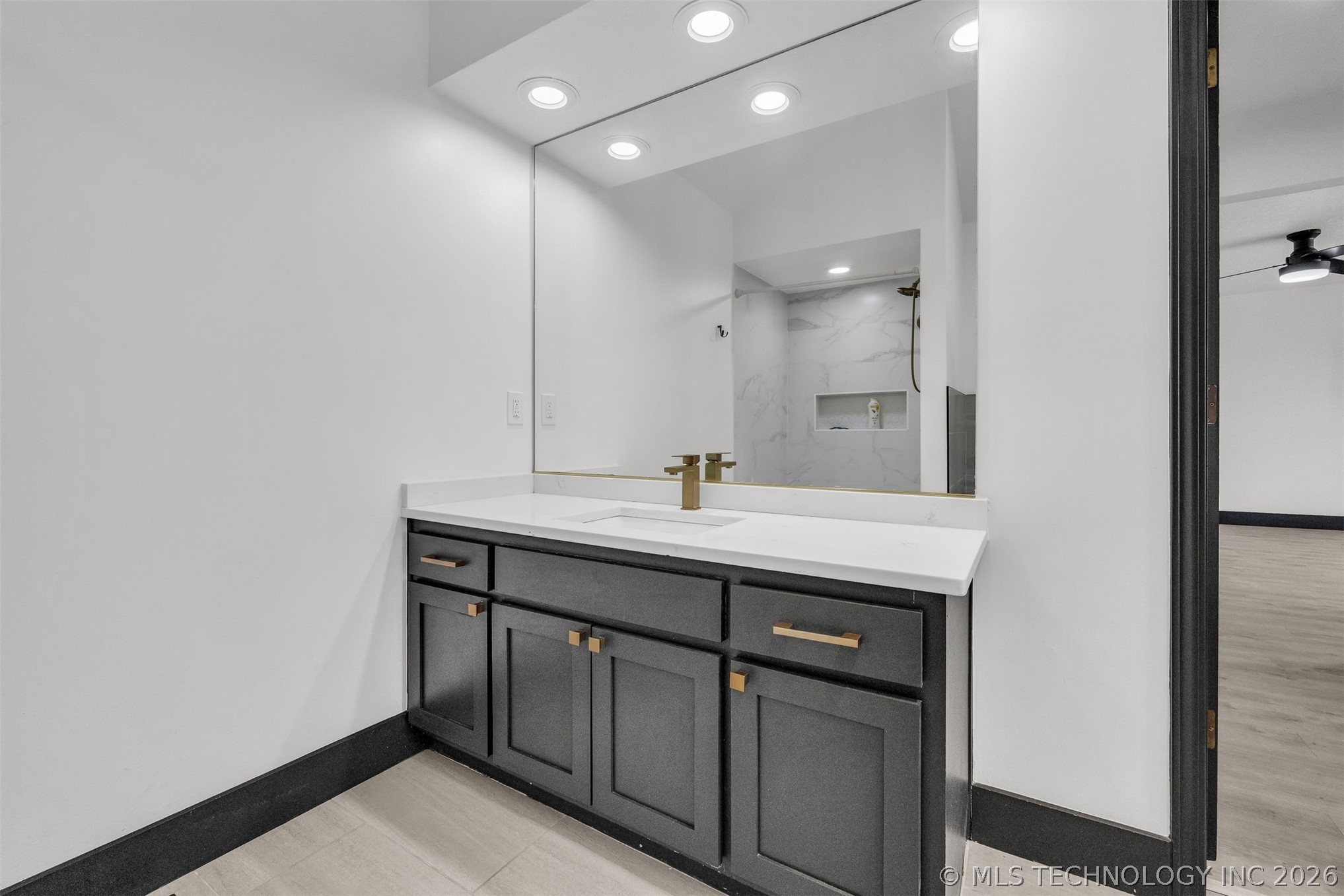 7505 E 65th Street Property Photo 36